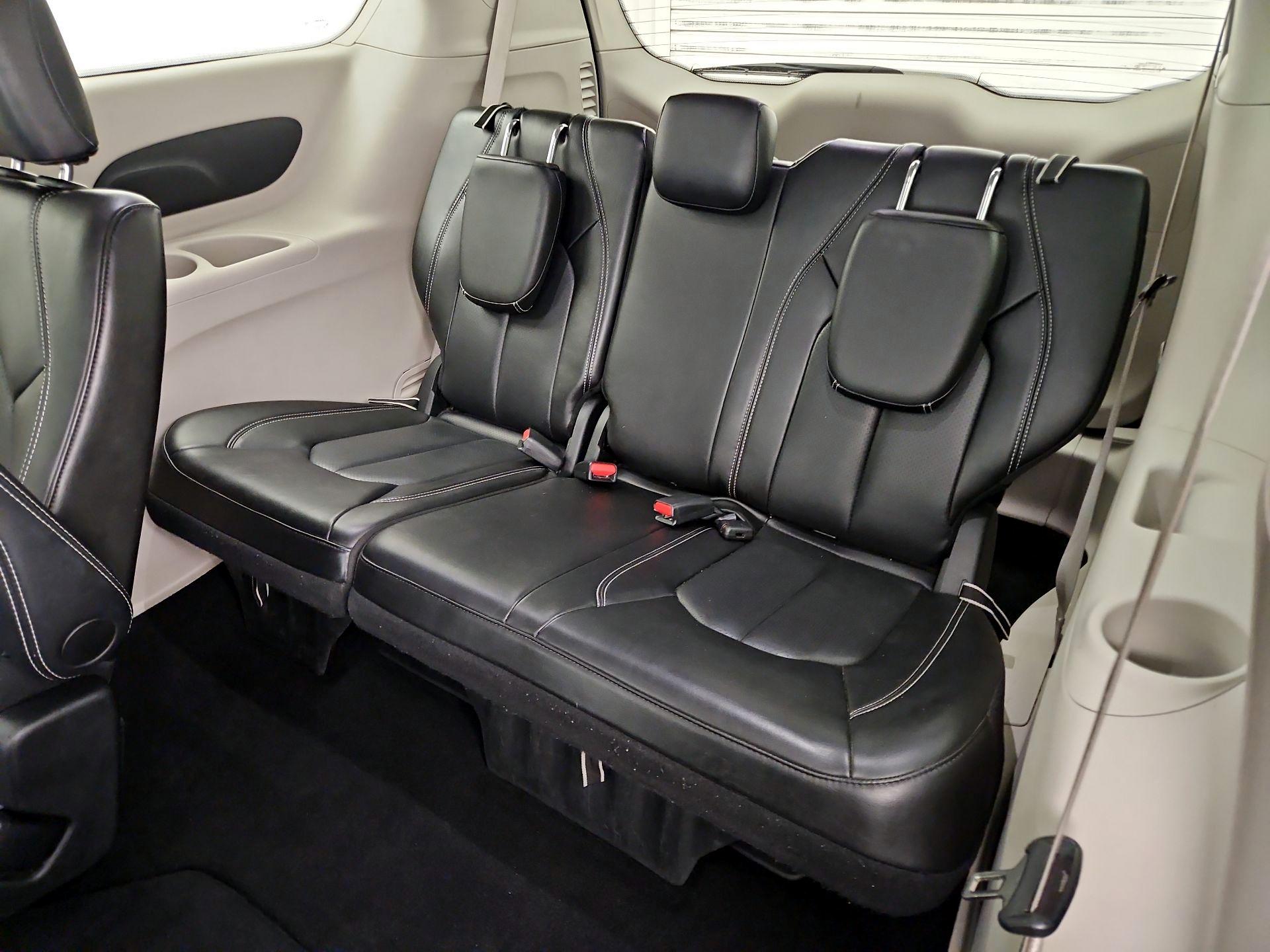 Thumbnail: 2024 Chrysler Pacifica - 20