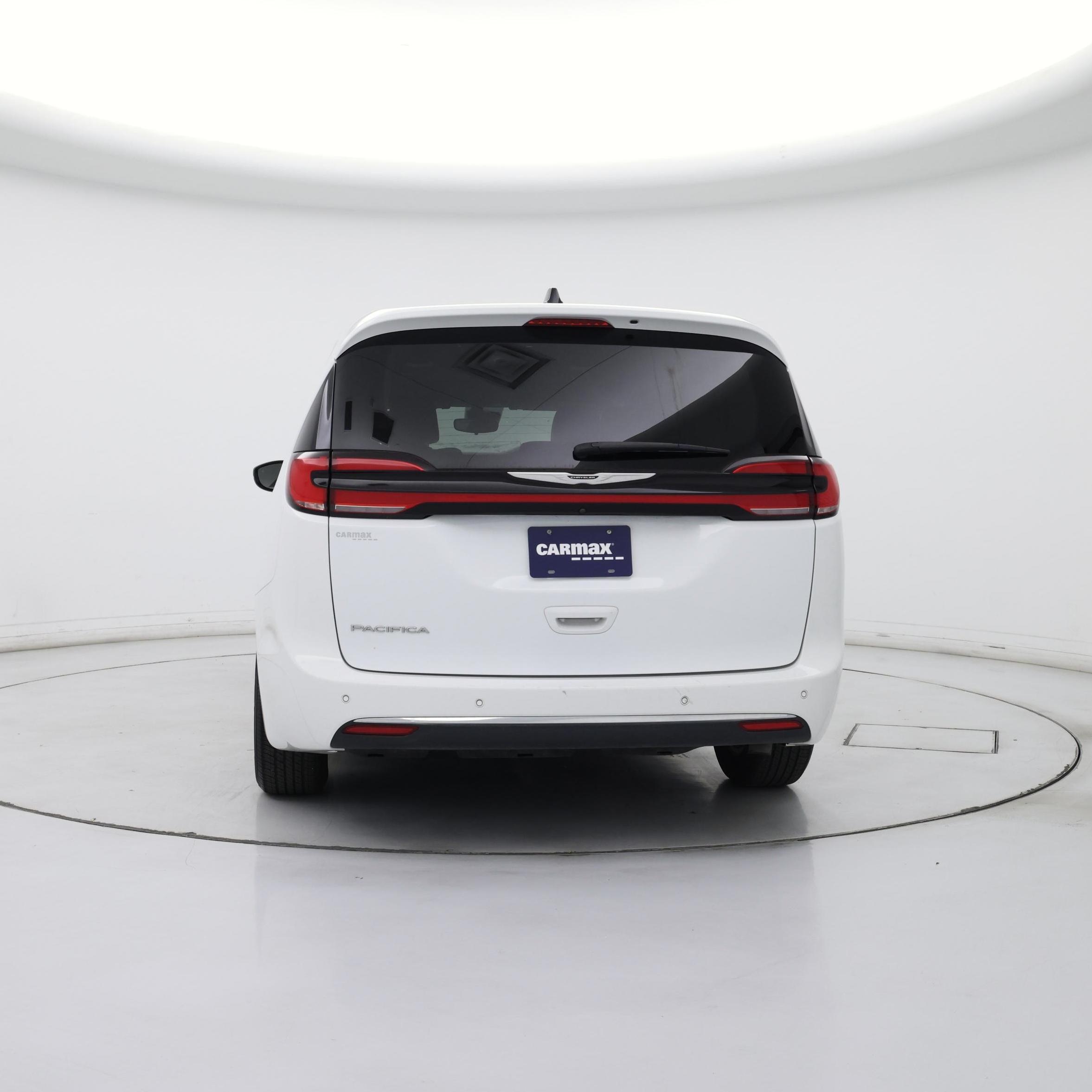 Thumbnail: 2024 Chrysler Pacifica - 6