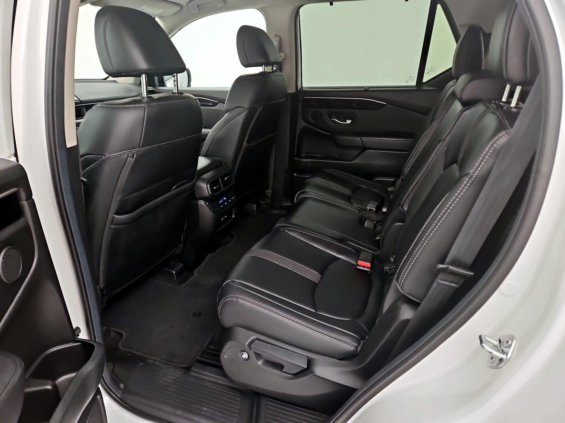 Thumbnail: 2025 Honda Pilot - 20