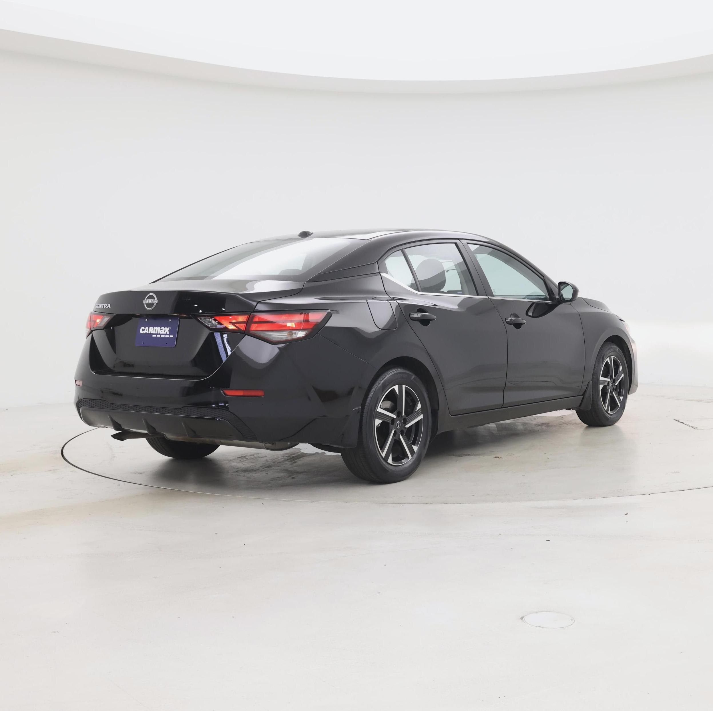 Thumbnail: 2025 Nissan Sentra - 8