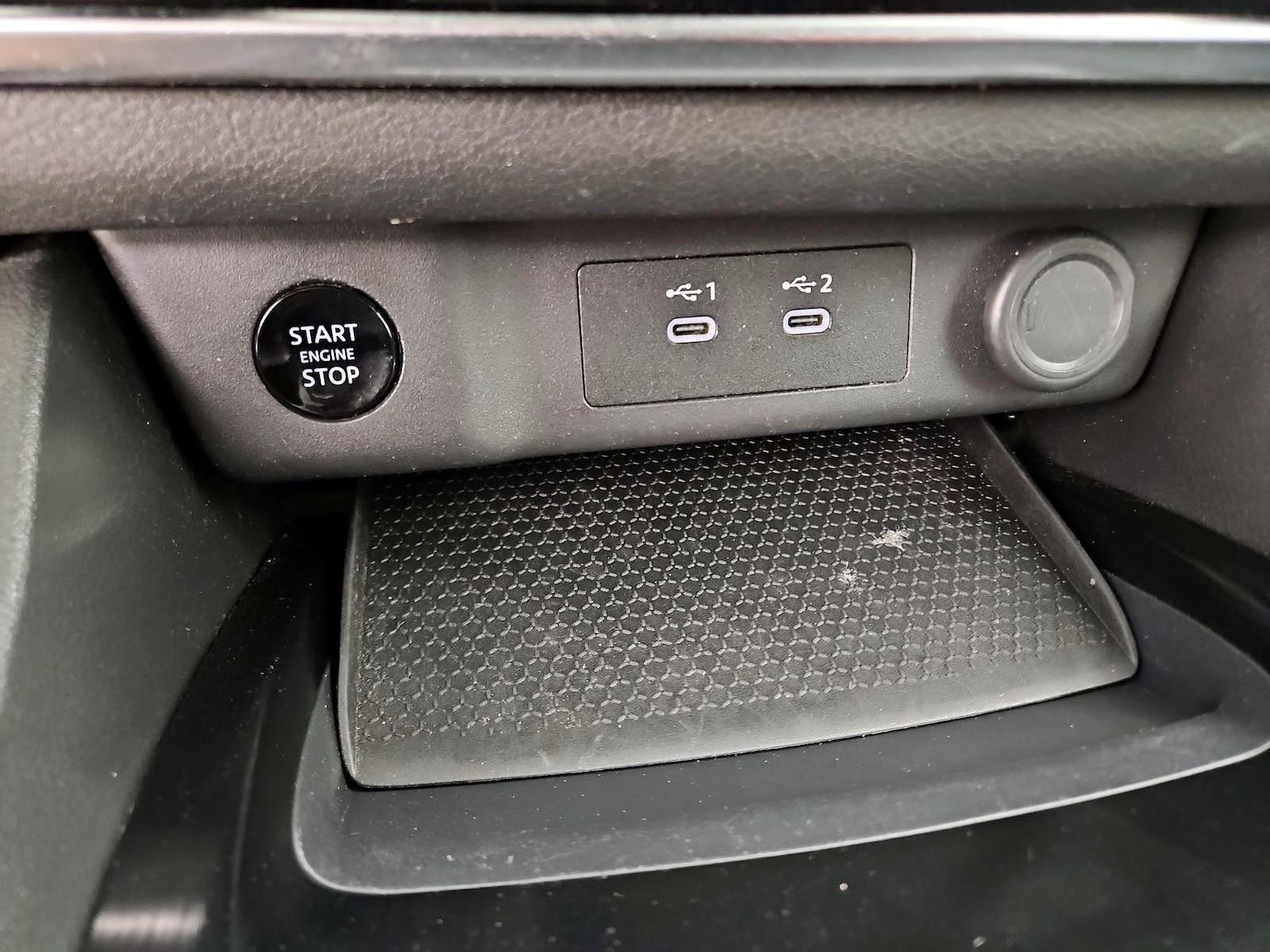 2024 Nissan Rogue S - Photo 19