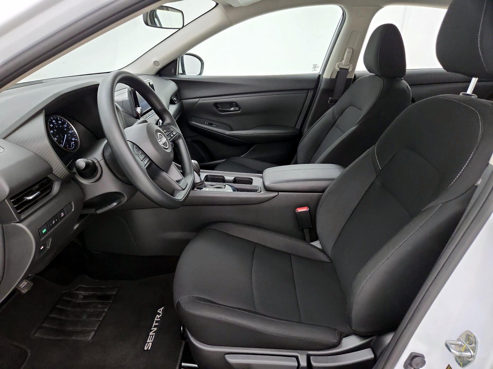 Thumbnail: 2025 Nissan Sentra - 11
