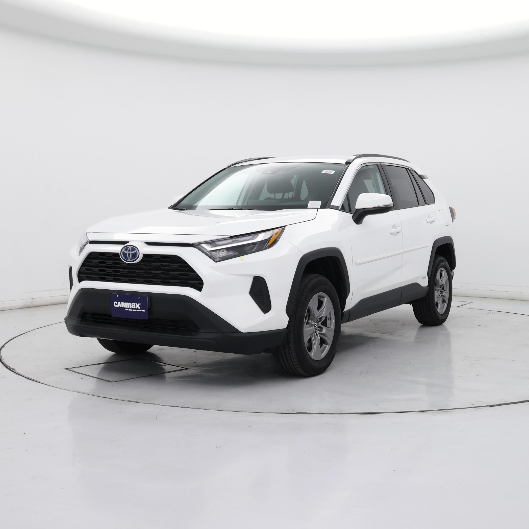 Thumbnail: 2023 Toyota RAV4 - 4