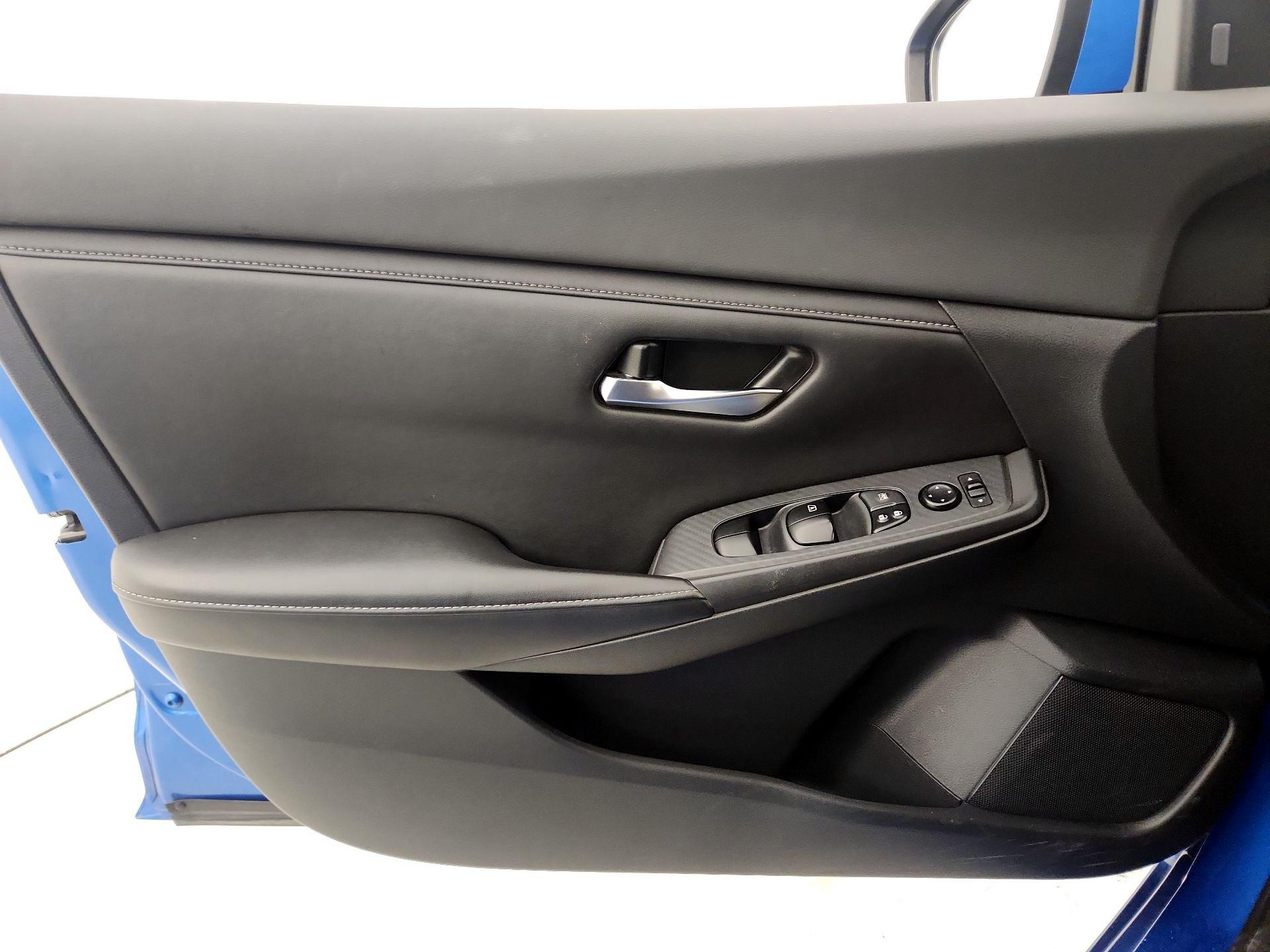 Thumbnail: 2022 Nissan Sentra - 12