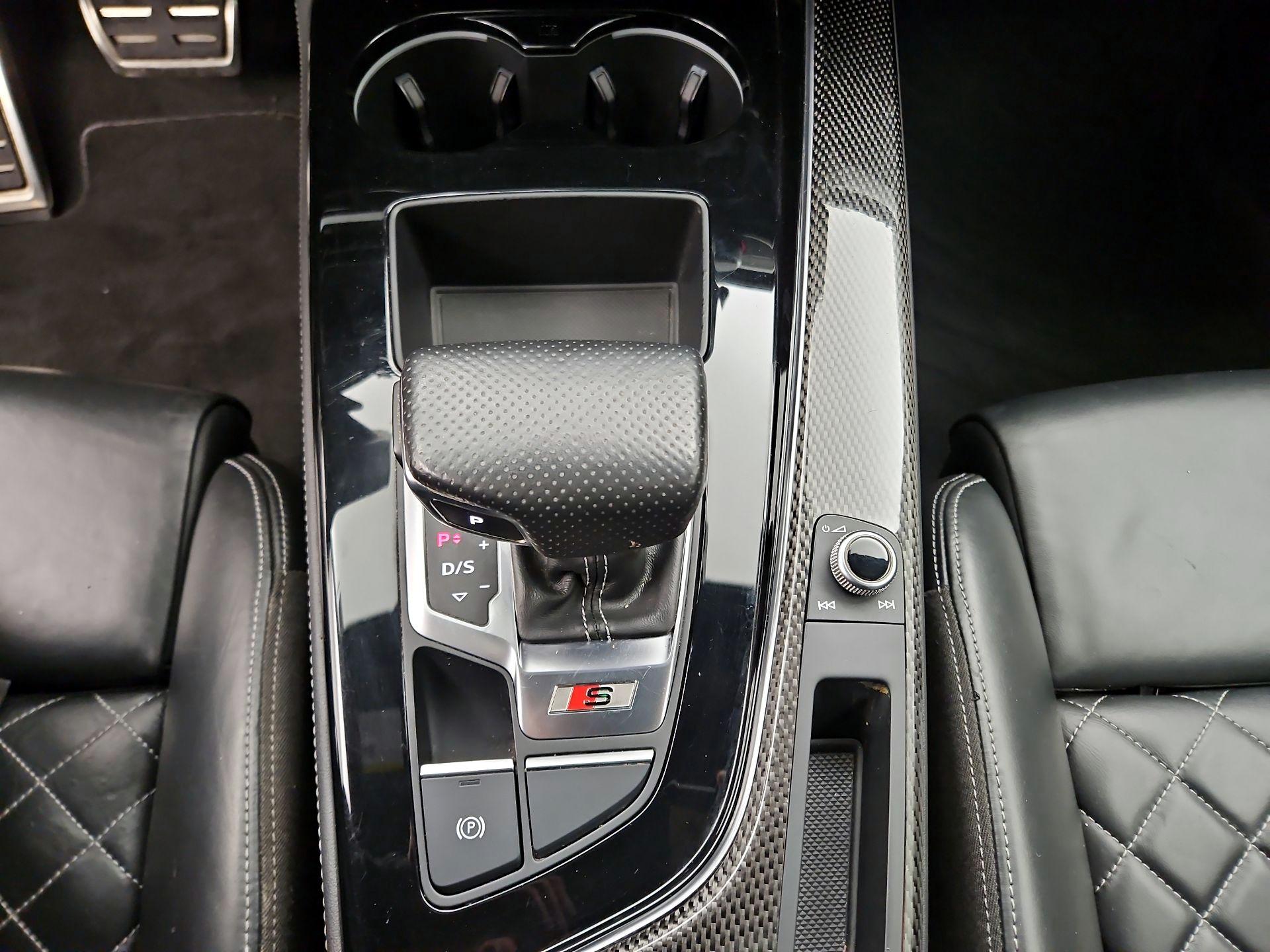 Thumbnail: 2021 Audi S5 - 18