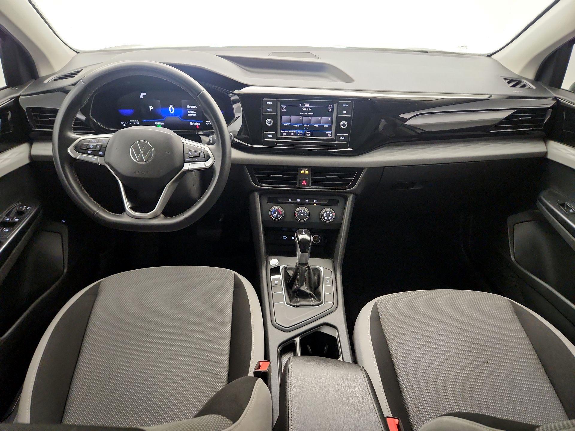 Thumbnail: 2022 Volkswagen Taos - 9