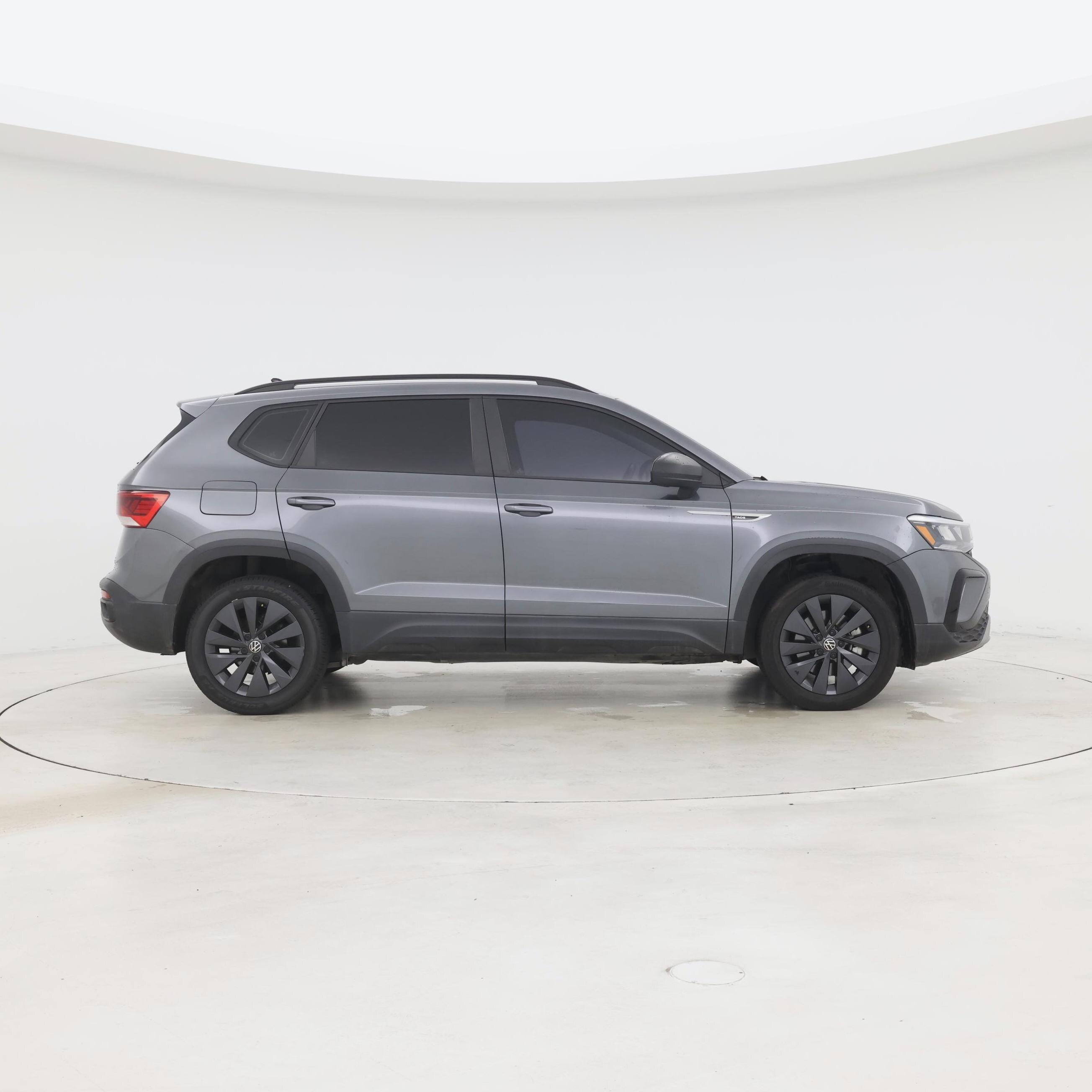 Thumbnail: 2022 Volkswagen Taos - 7