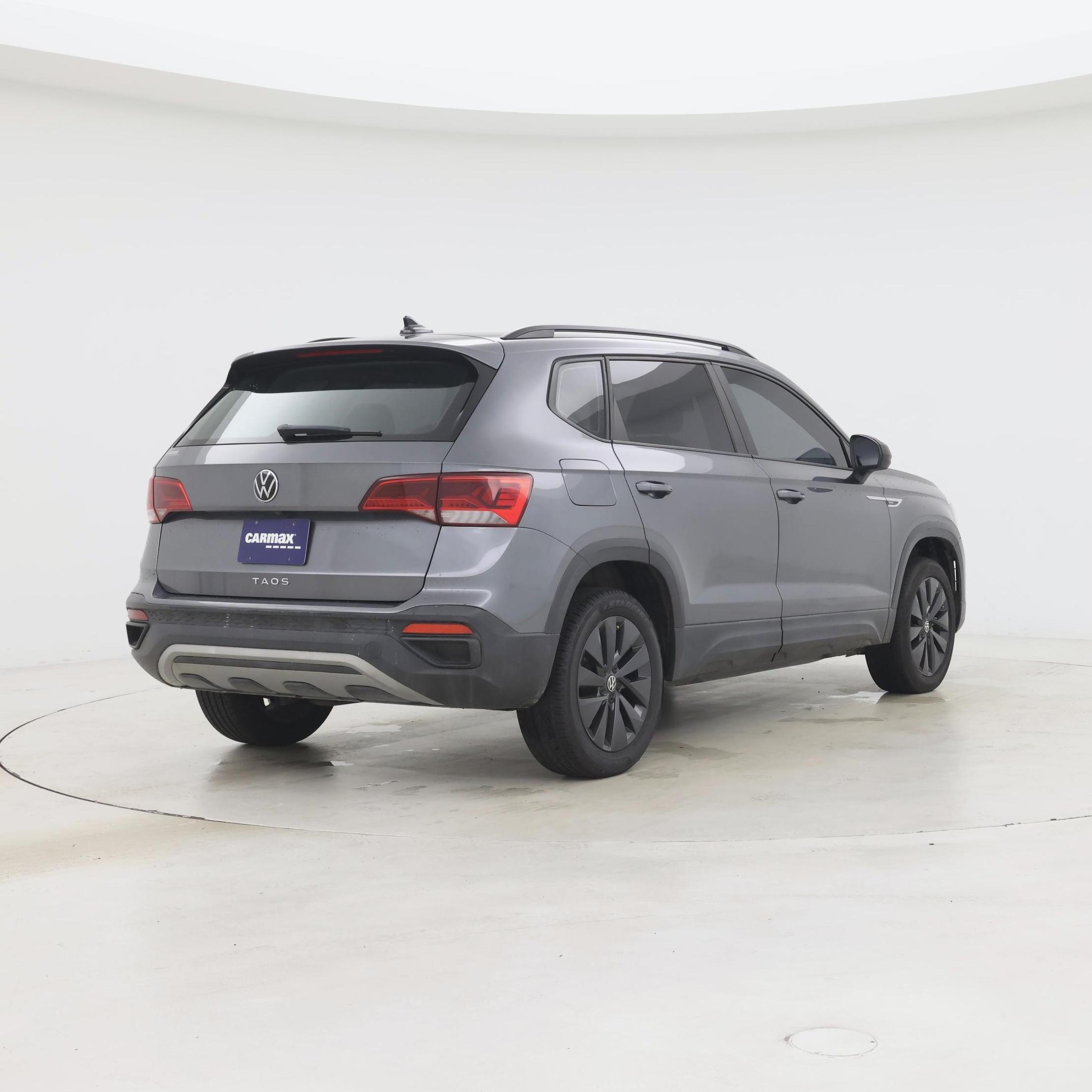 Thumbnail: 2022 Volkswagen Taos - 8