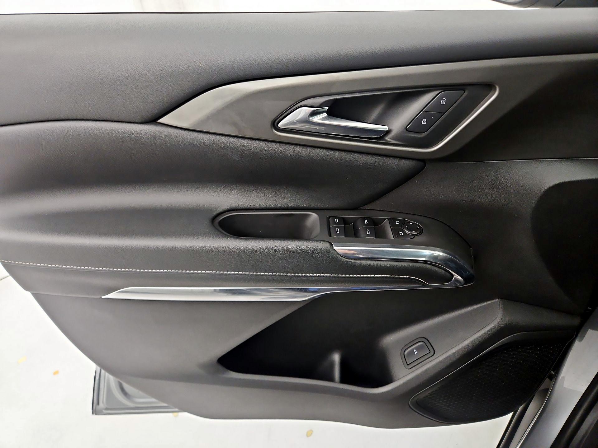 Thumbnail: 2025 Chevrolet Traverse - 12