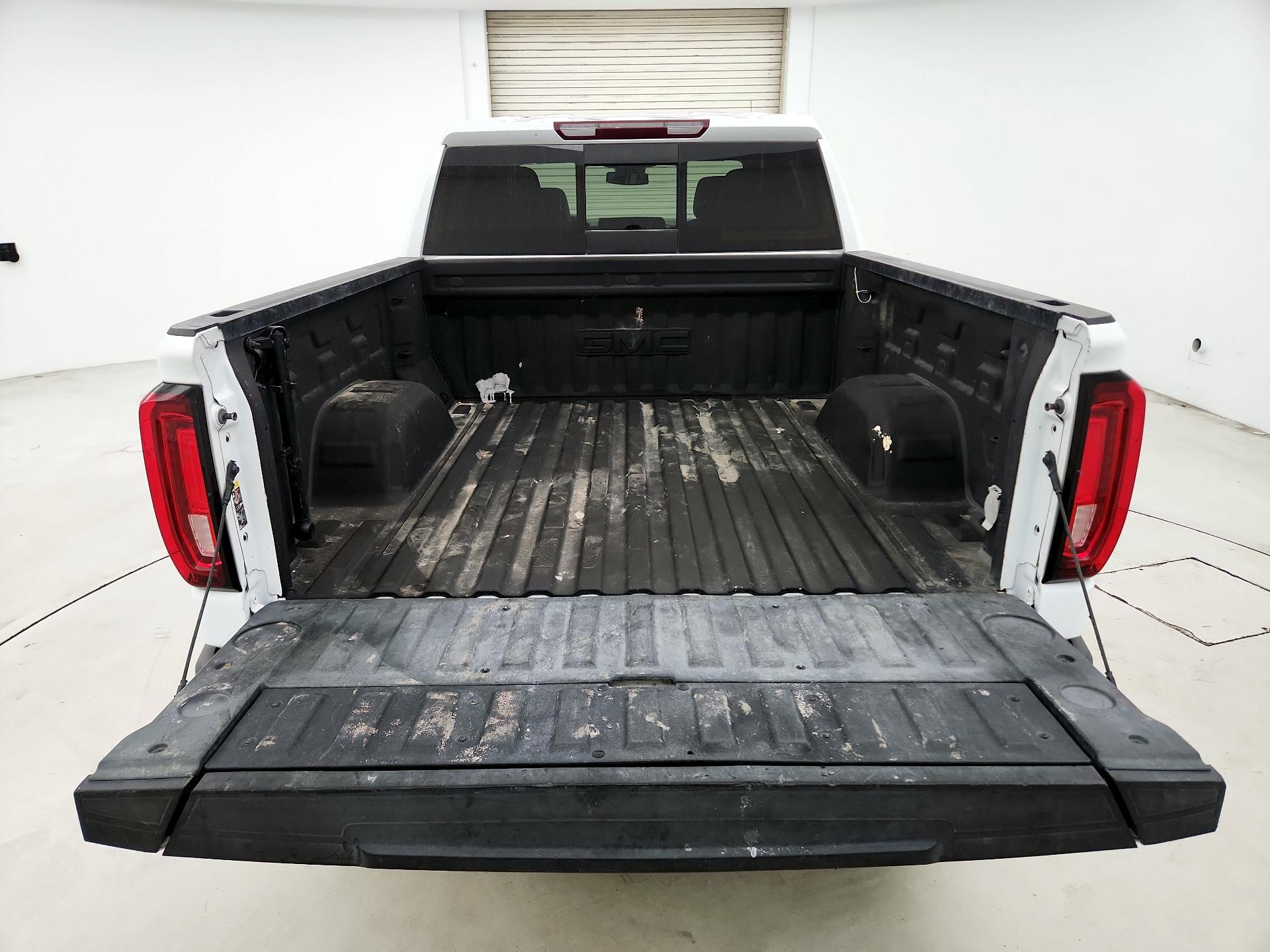 Thumbnail: 2022 GMC Sierra 1500 - 18