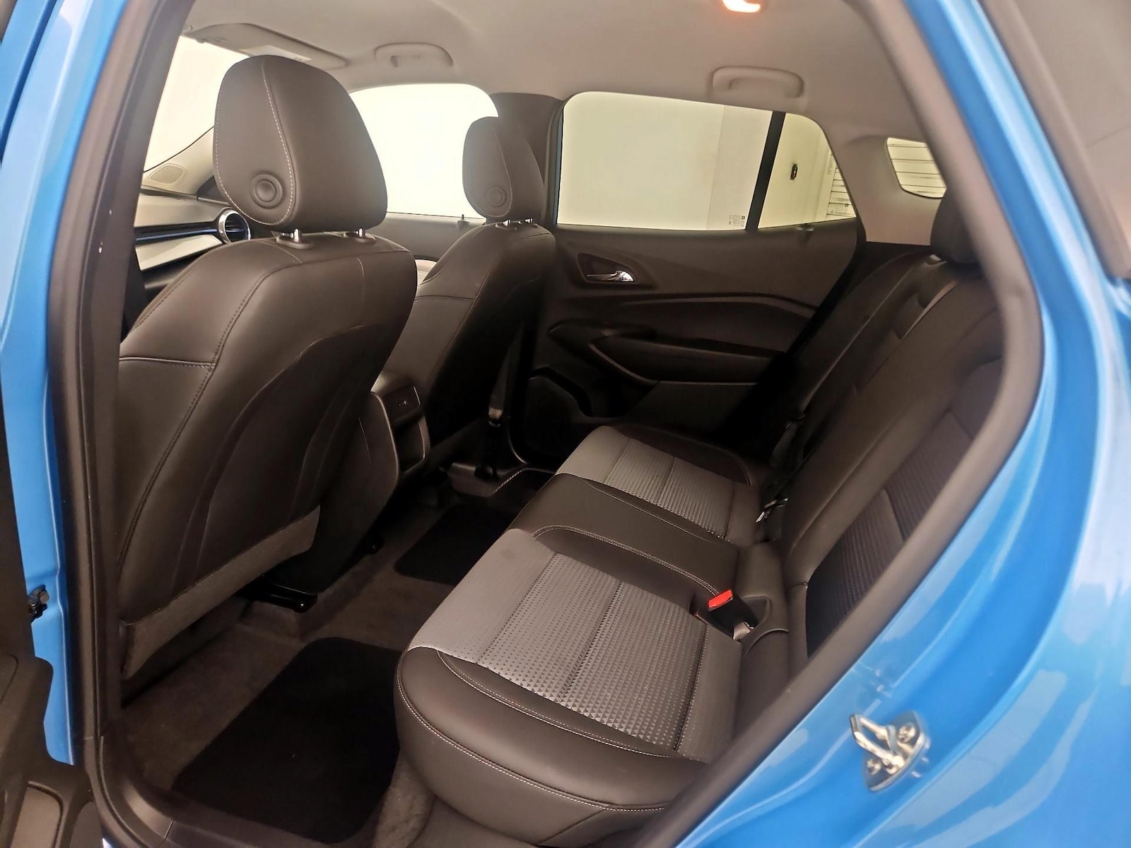2025 Chevrolet Trax LT - Photo 20