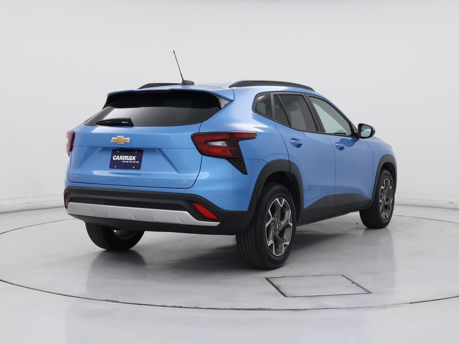 2025 Chevrolet Trax LT - Photo 9
