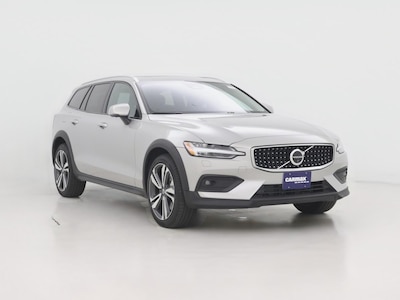 2025 Volvo V60 Cross Country B5 Plus