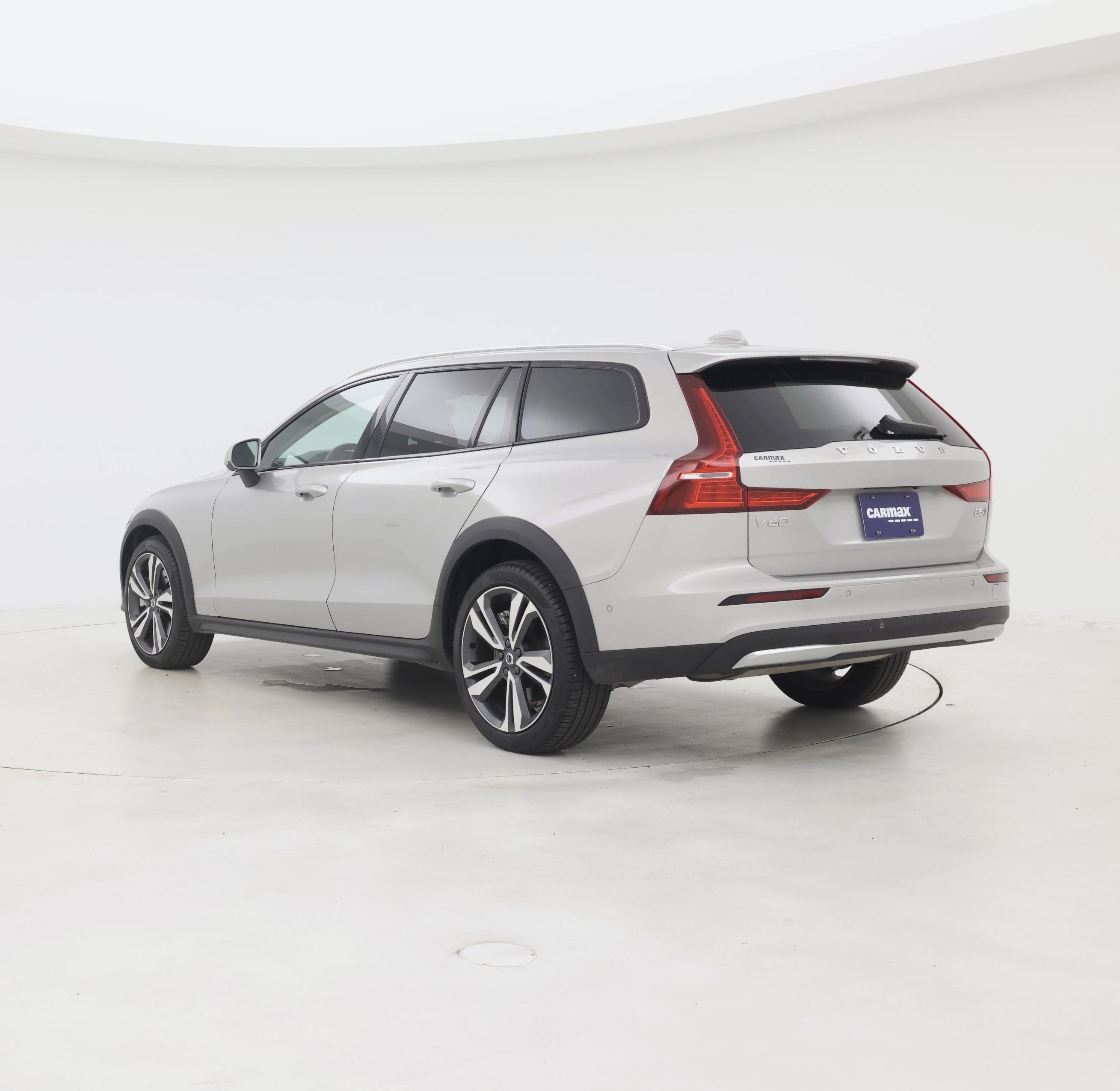 Thumbnail: 2025 Volvo S60 - 2