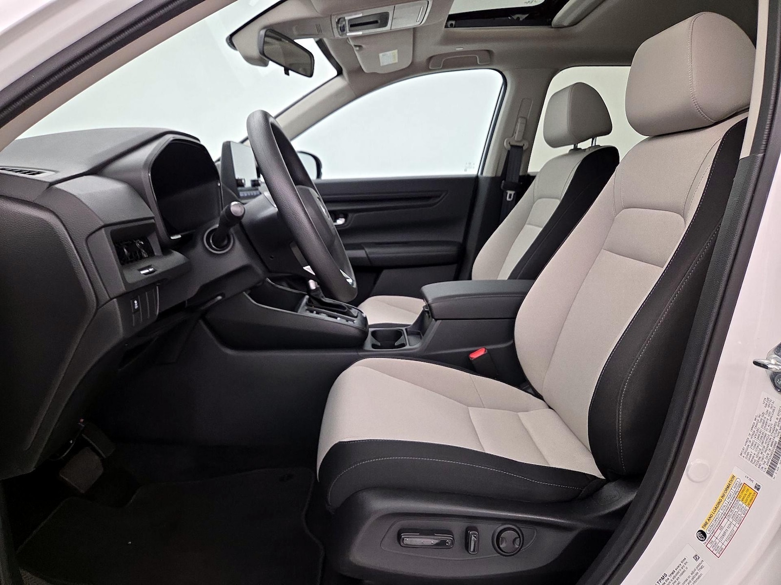 2025 Honda CR-V EX - Photo 12