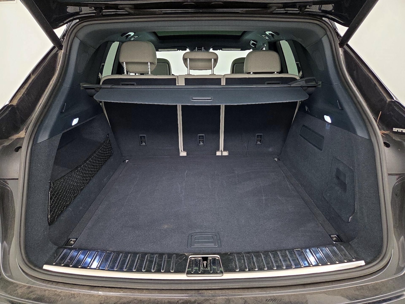 2022 Porsche Cayenne Platinum Edition - Photo 23
