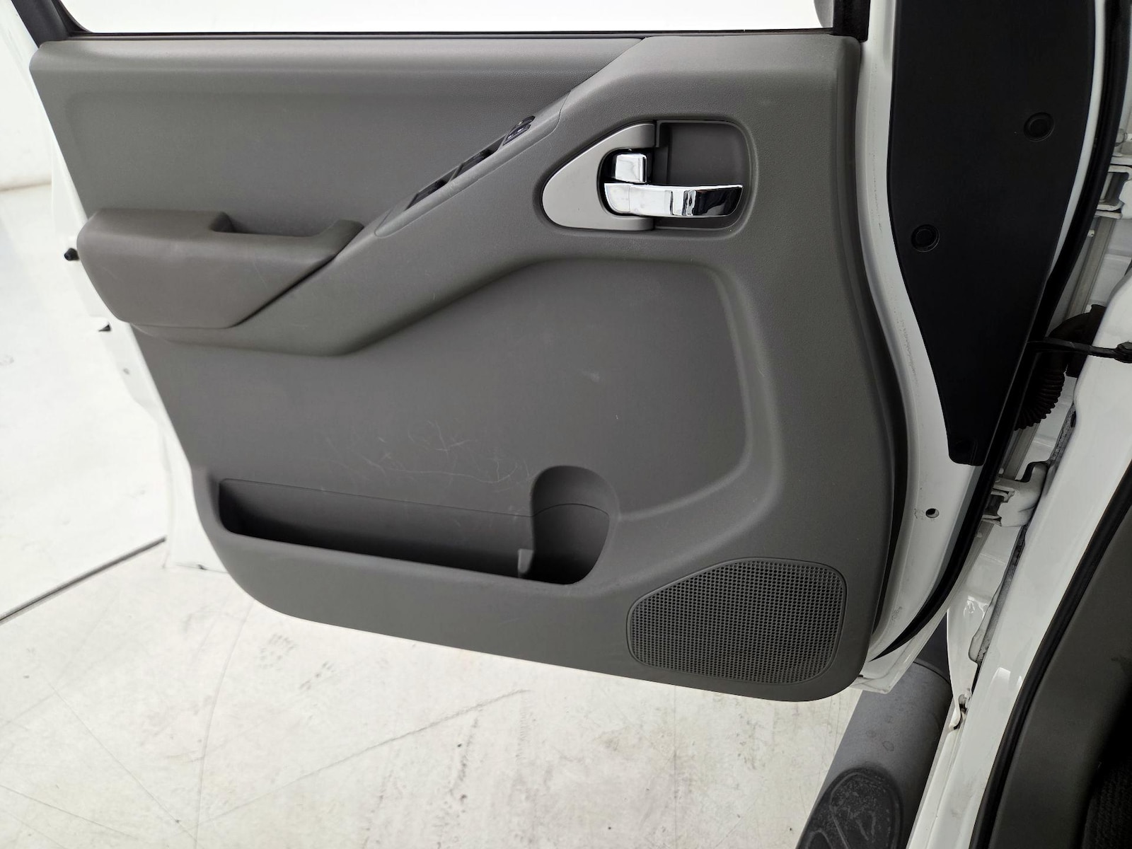 2014 Nissan Frontier SV - Photo 13
