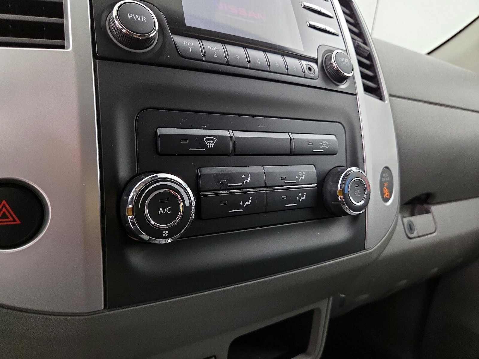 2014 Nissan Frontier SV - Photo 16