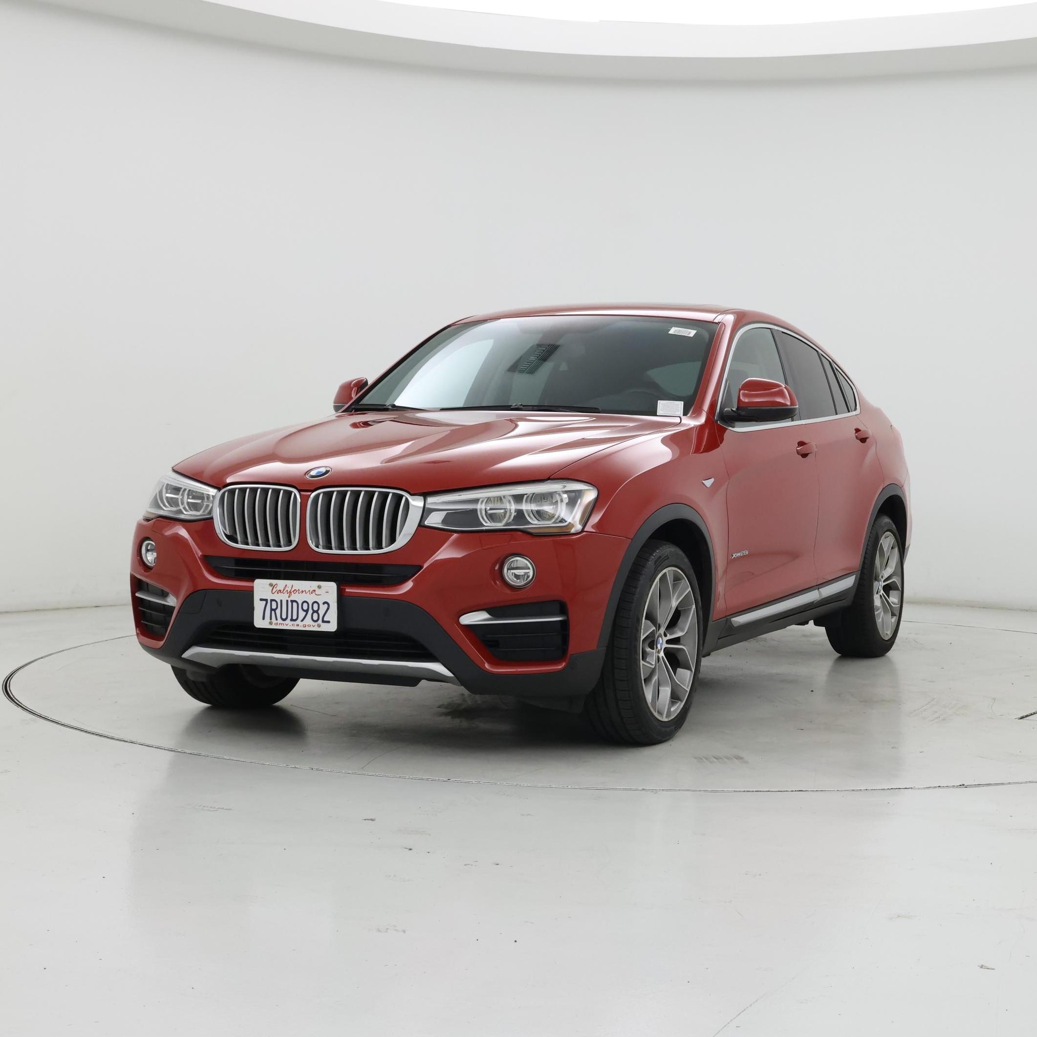 Thumbnail: 2016 BMW X4 - 4