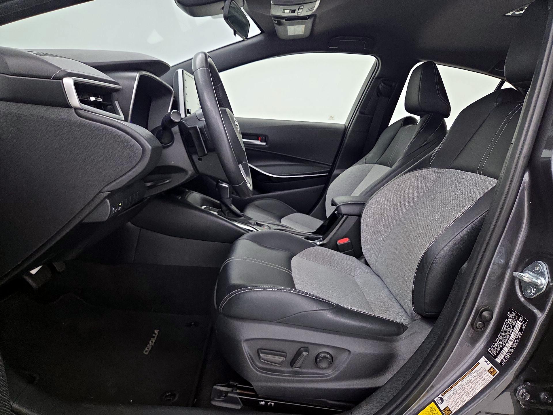 Thumbnail: 2021 Toyota Corolla - 11
