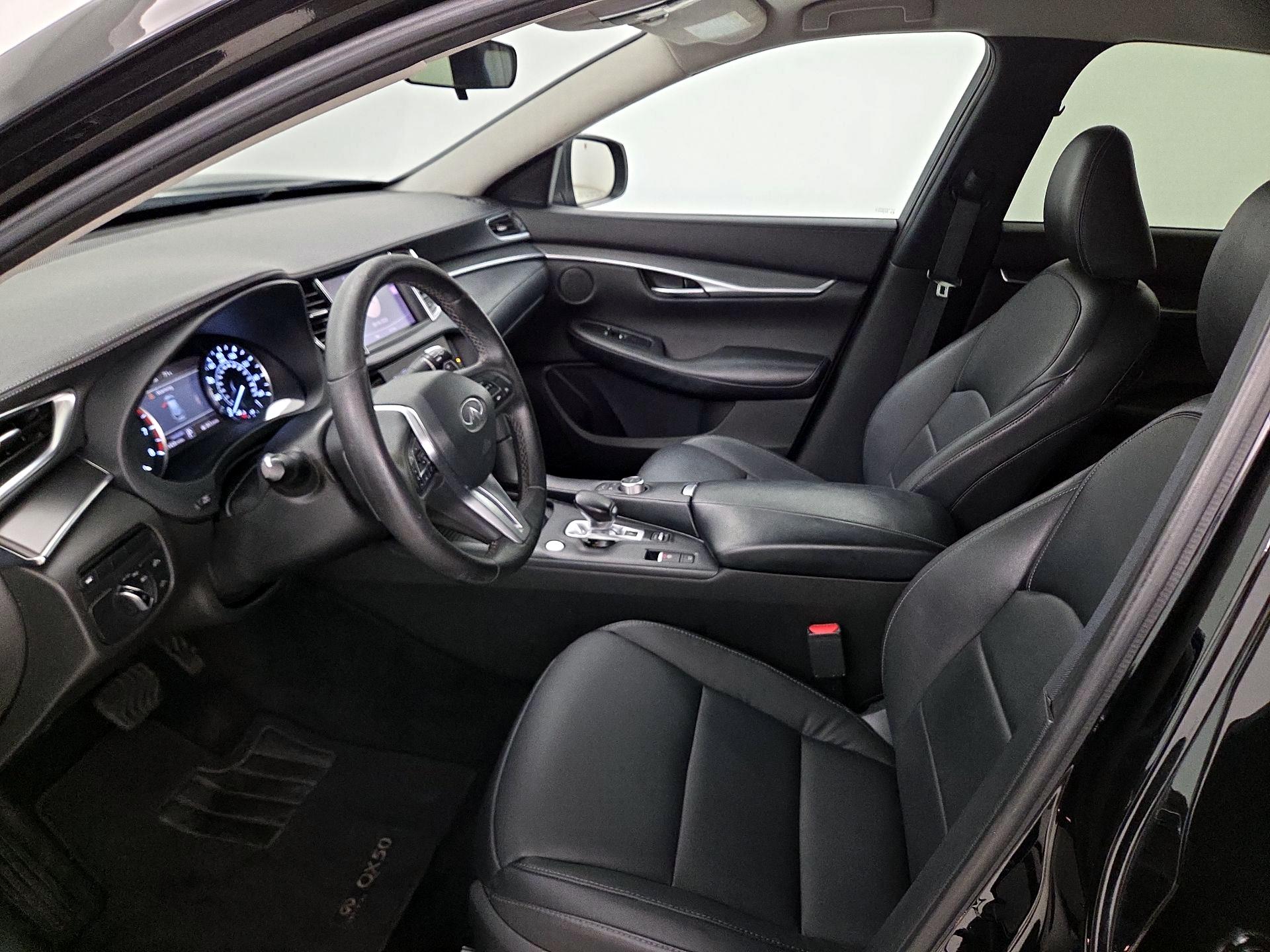 Thumbnail: 2019 INFINITI QX50 - 11