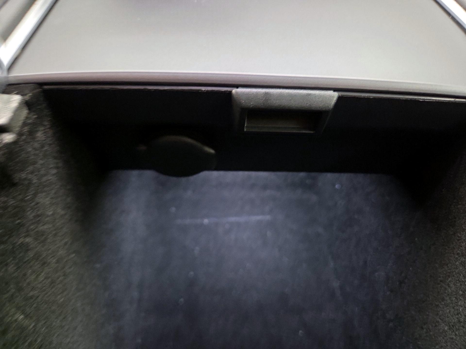 Thumbnail: 2023 Tesla Model 3 - 18