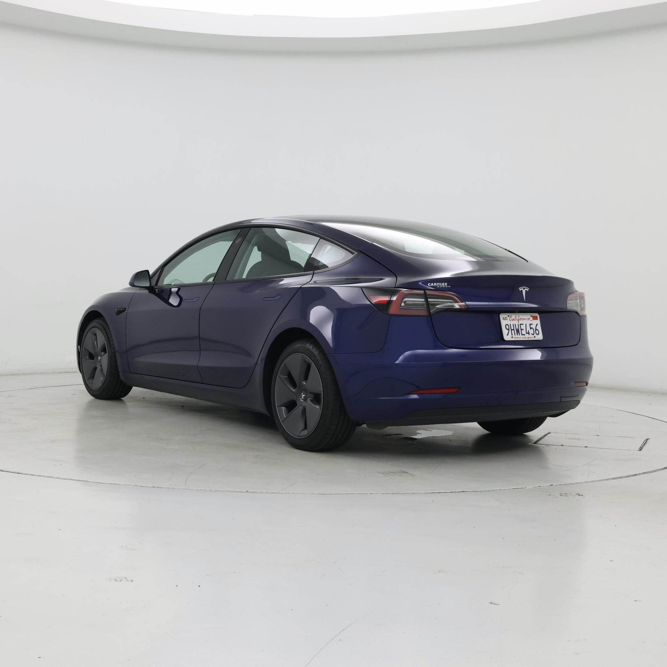 Thumbnail: 2023 Tesla Model 3 - 2