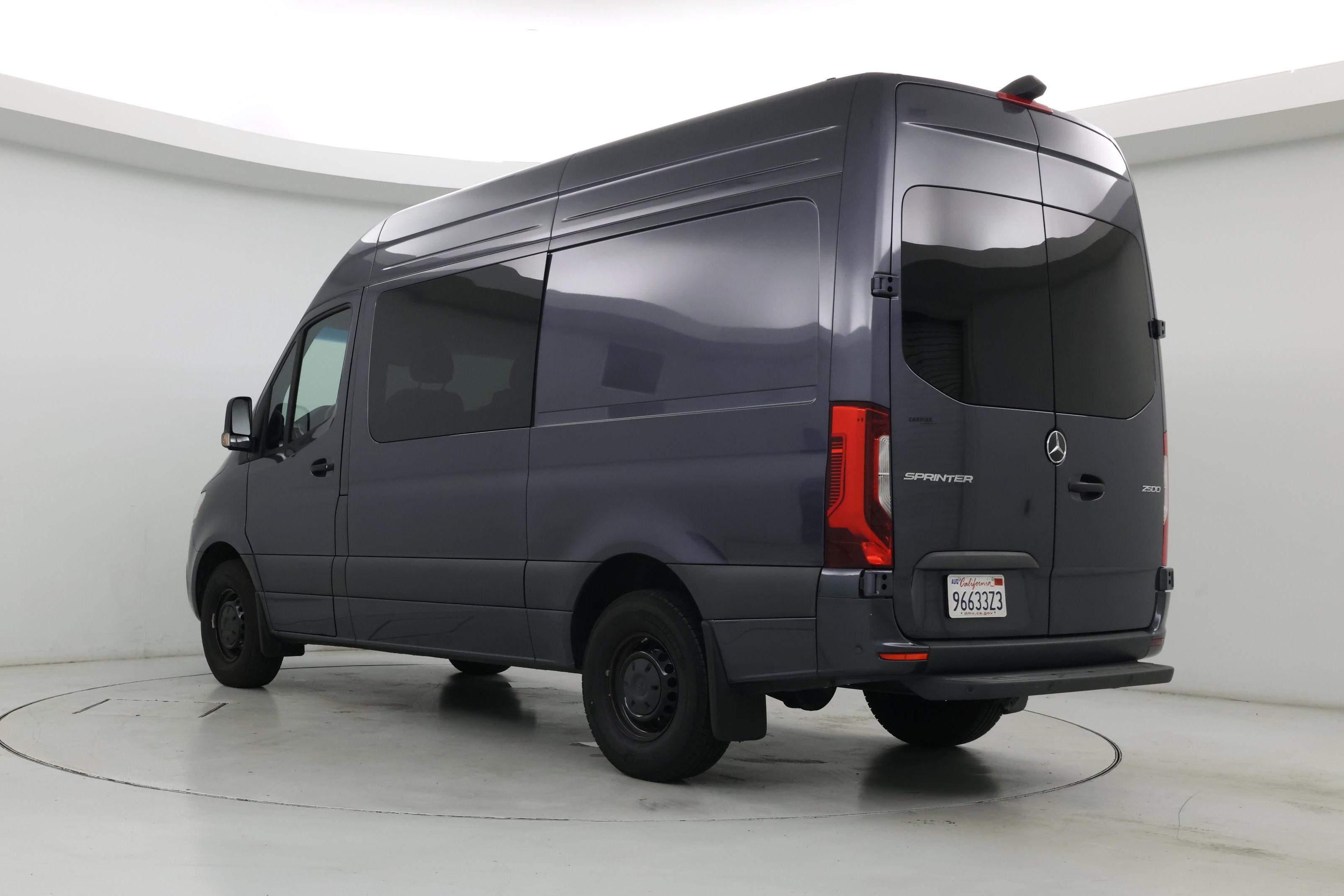 Thumbnail: 2024 Mercedes-Benz Sprinter - 2