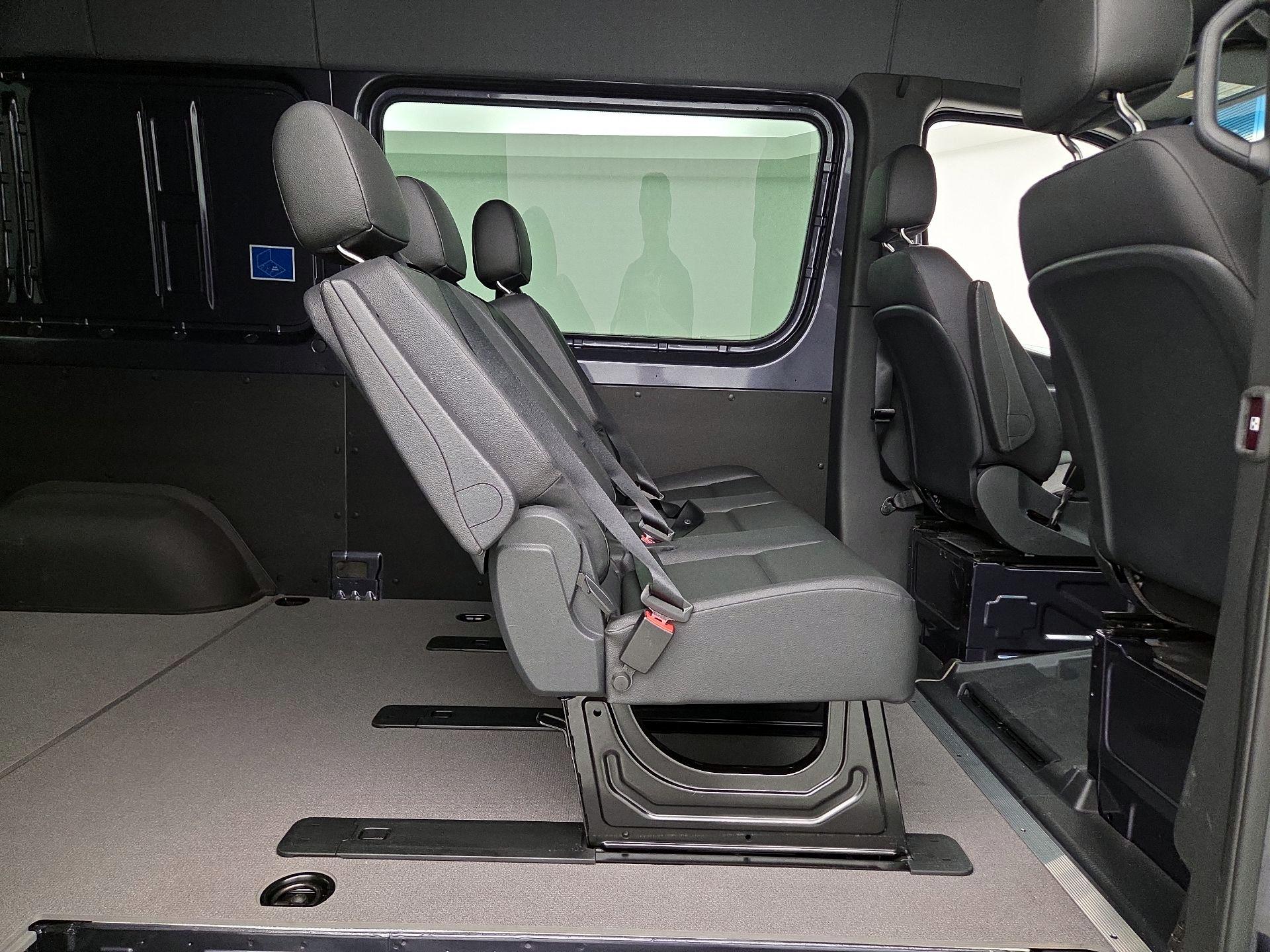 Thumbnail: 2024 Mercedes-Benz Sprinter - 20