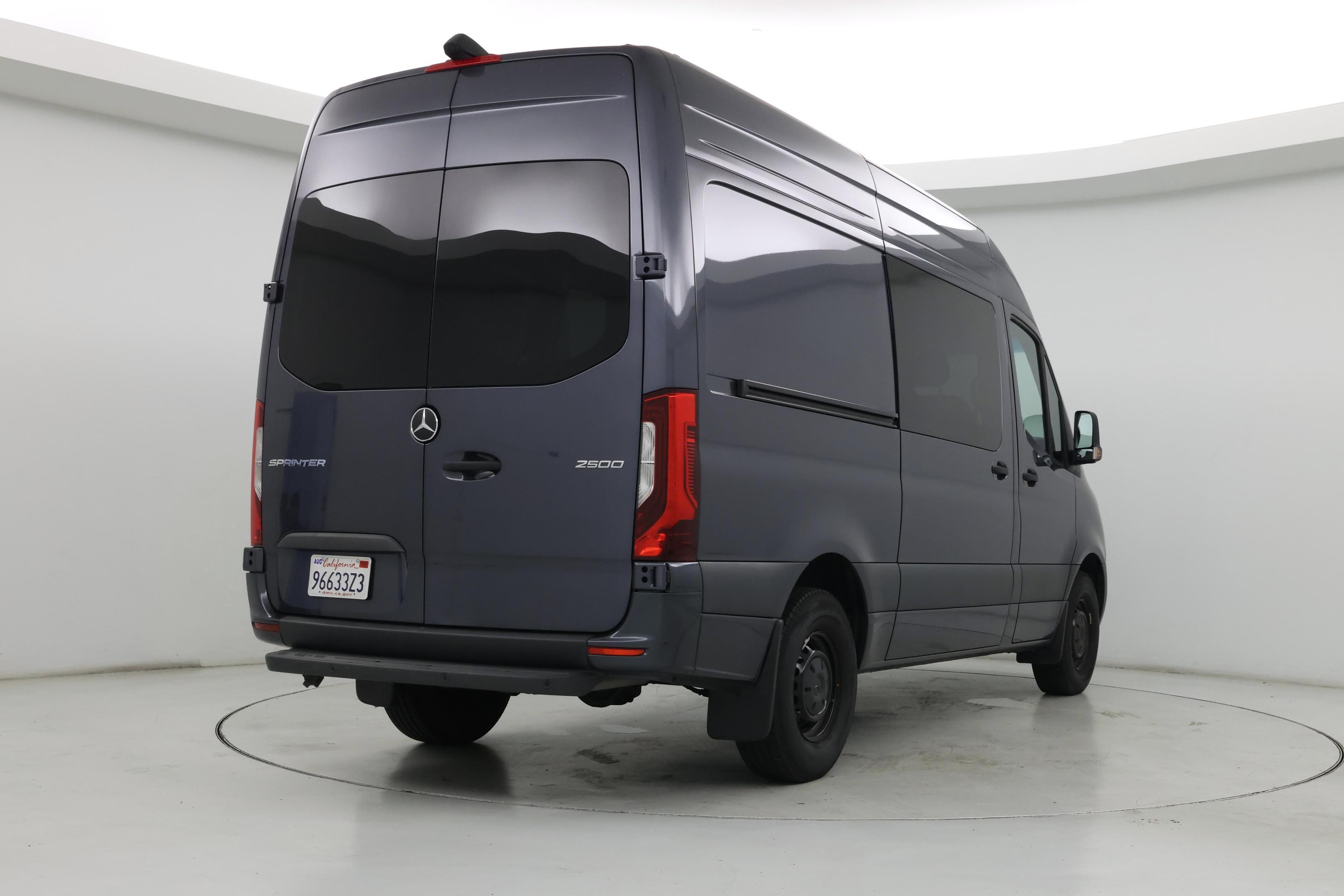 Thumbnail: 2024 Mercedes-Benz Sprinter - 8