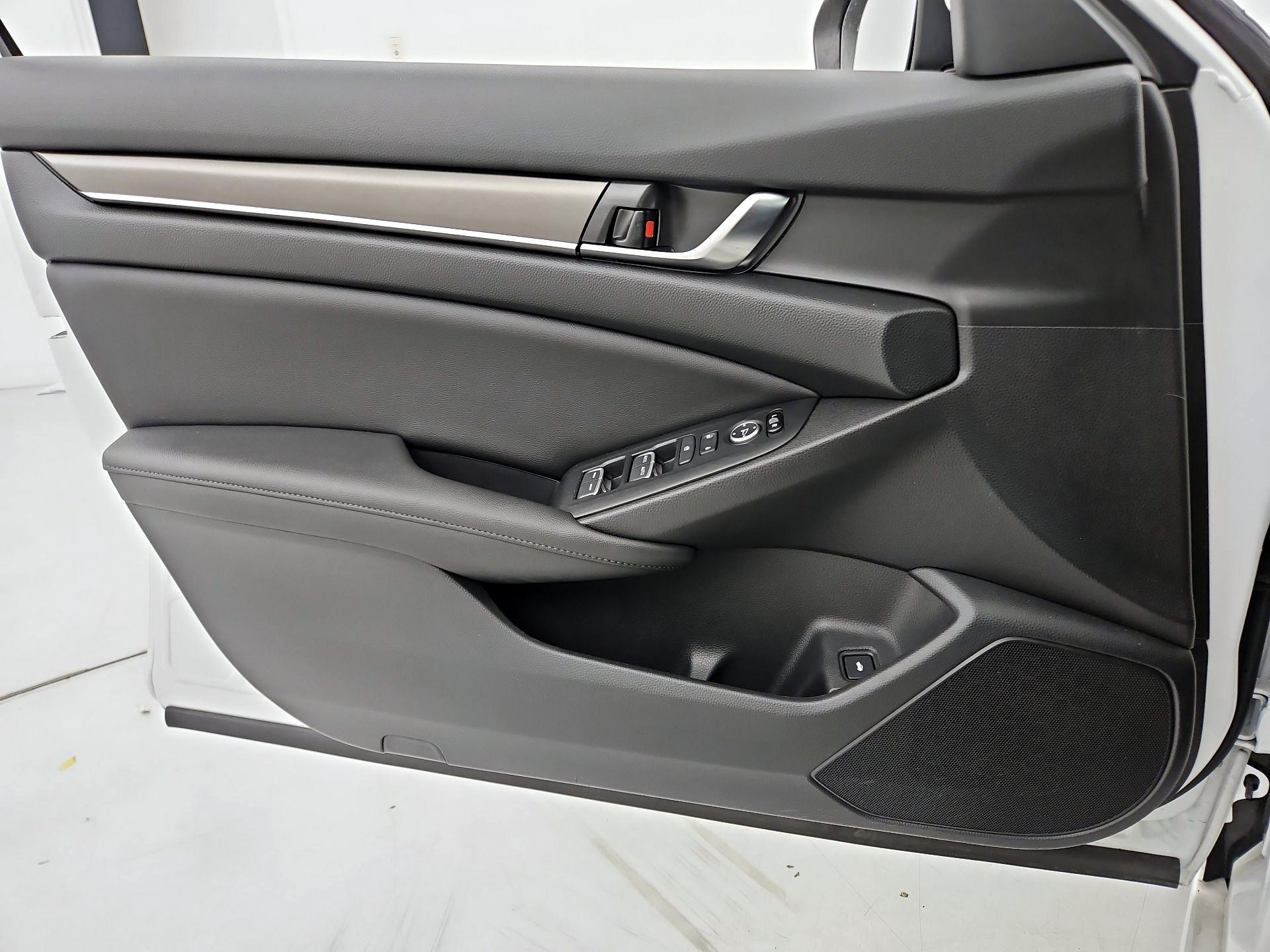 Thumbnail: 2020 Honda Accord - 12