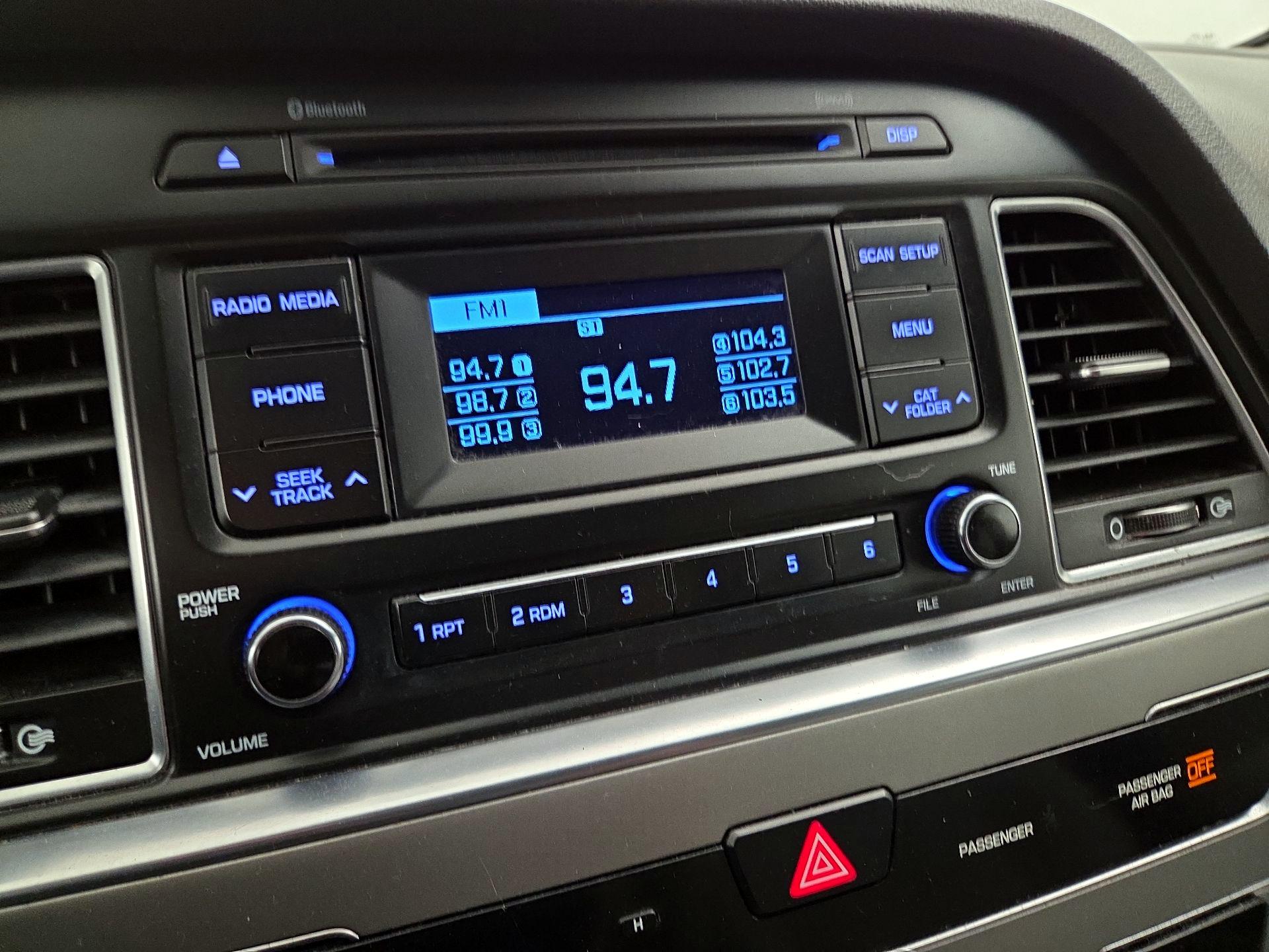 Thumbnail: 2015 Hyundai Sonata - 14