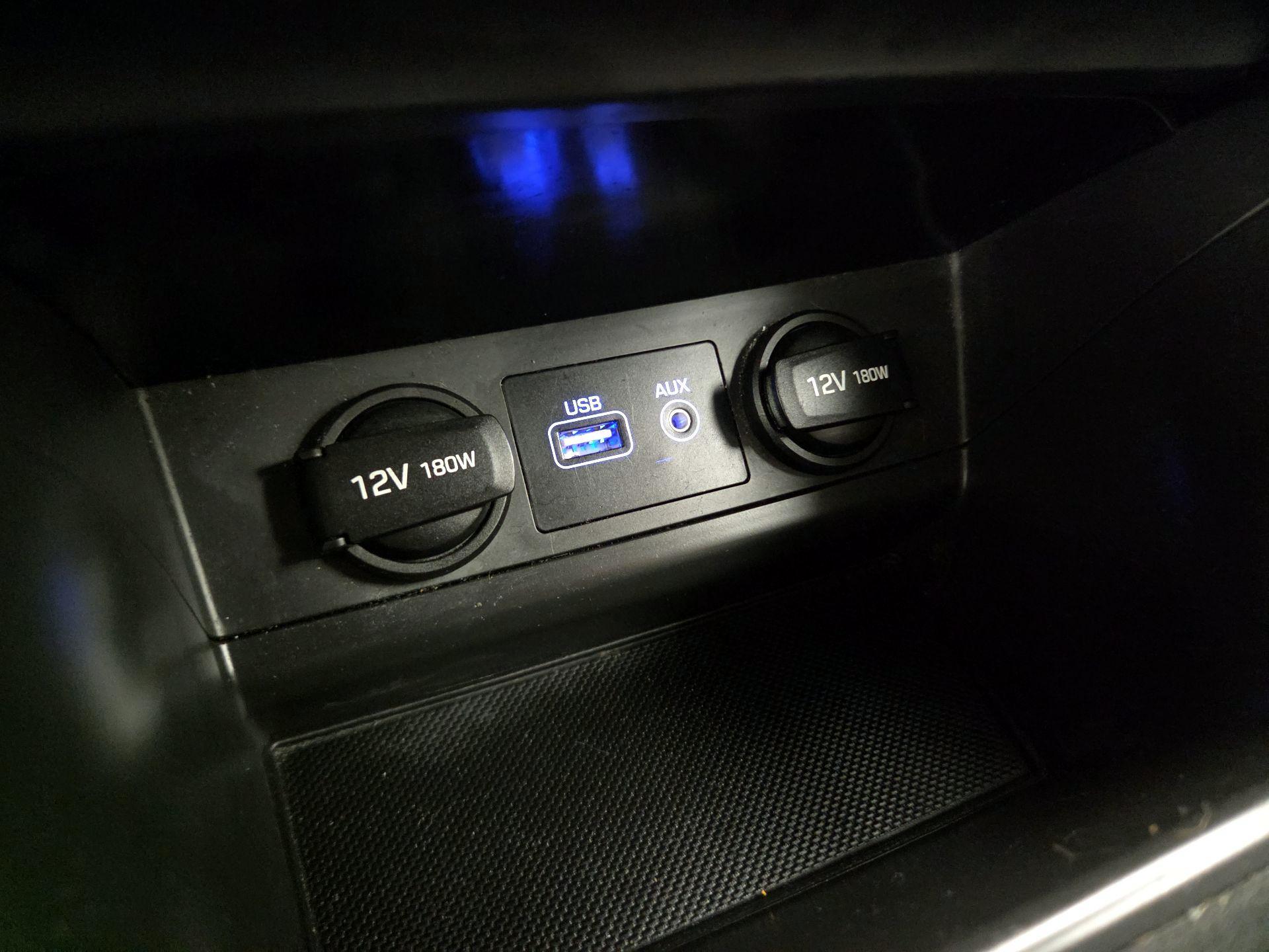 Thumbnail: 2015 Hyundai Sonata - 17