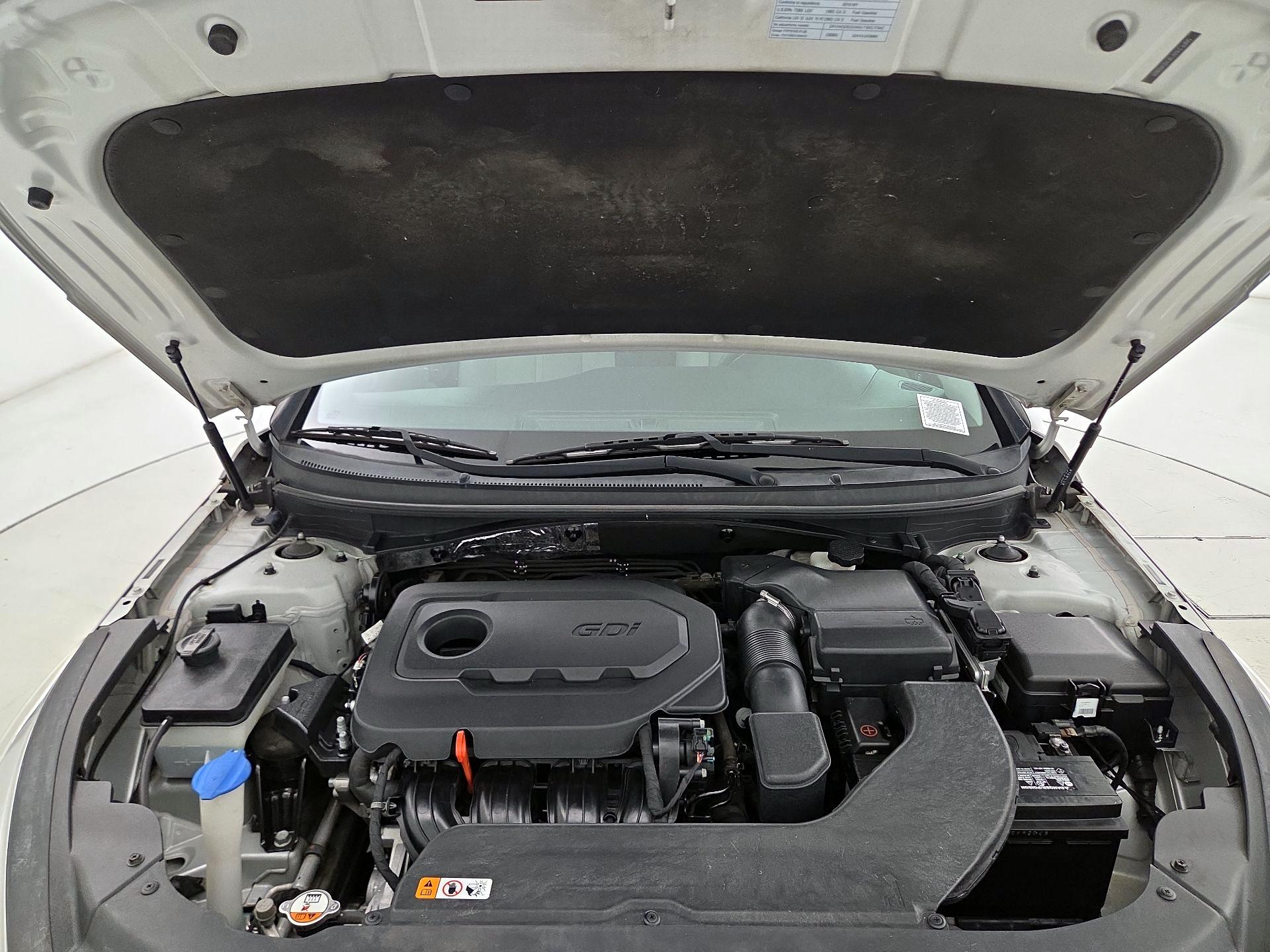 Thumbnail: 2015 Hyundai Sonata - 20