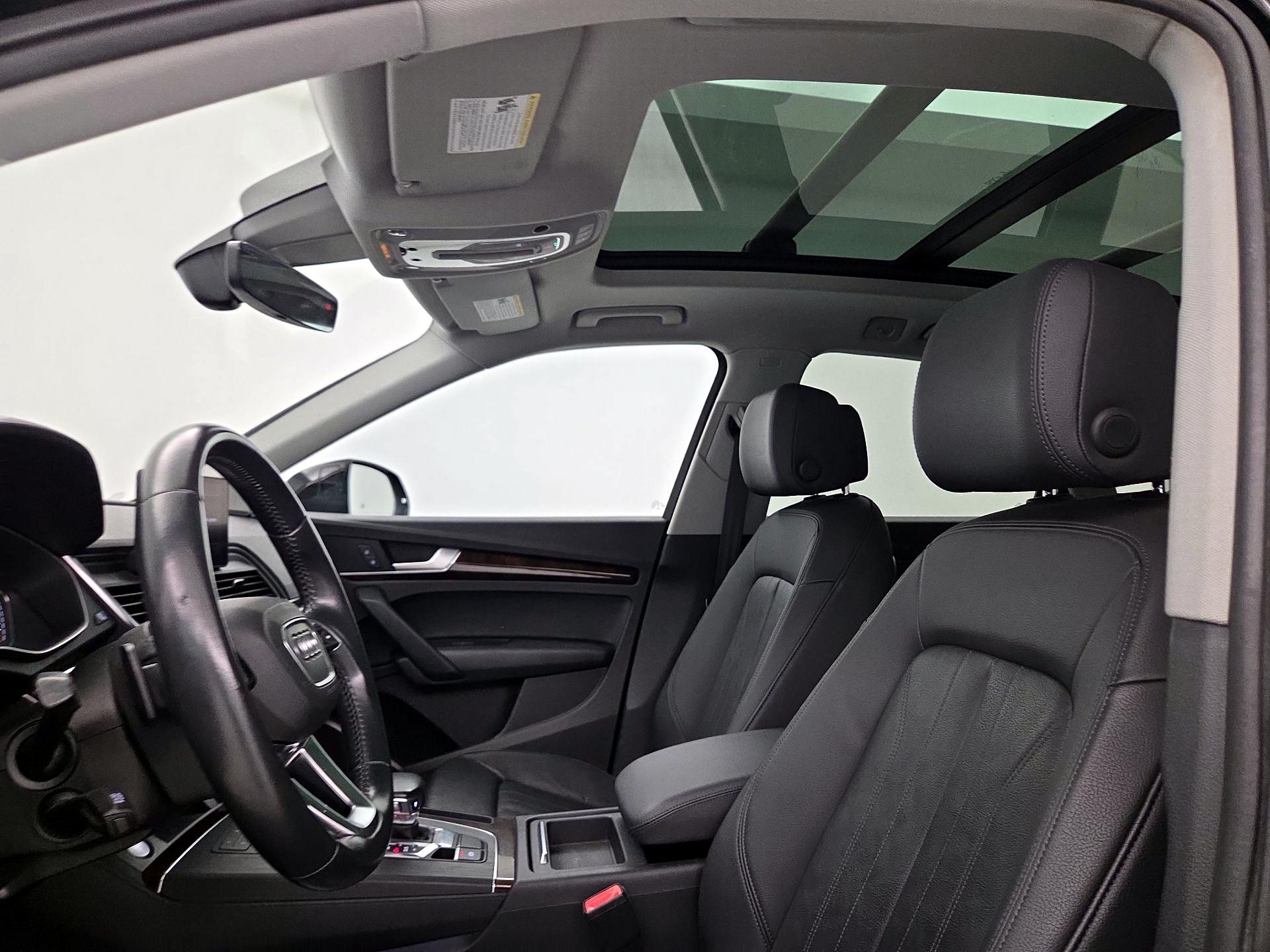 Thumbnail: 2019 Audi Q5 - 19