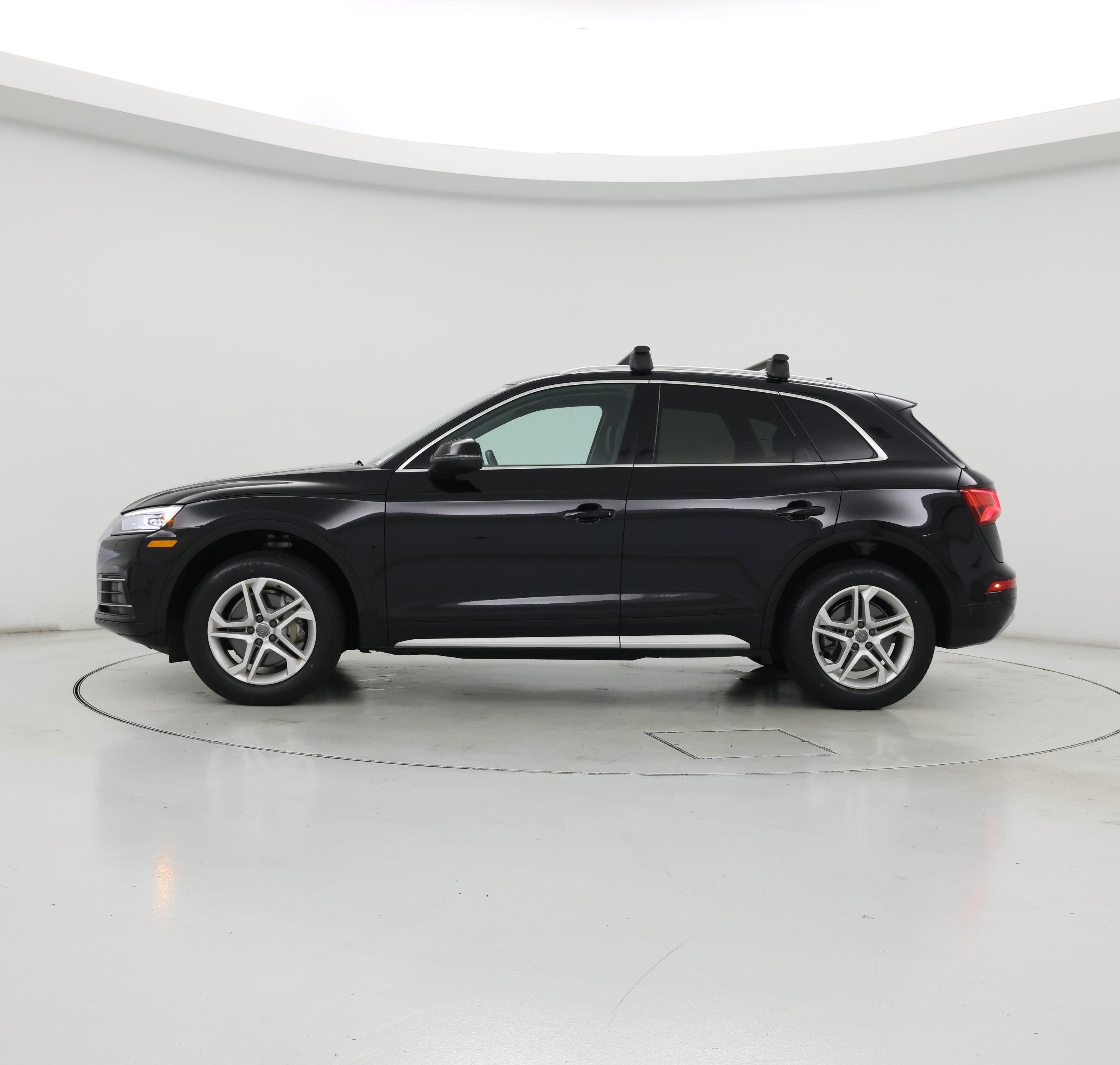 Thumbnail: 2019 Audi Q5 - 3