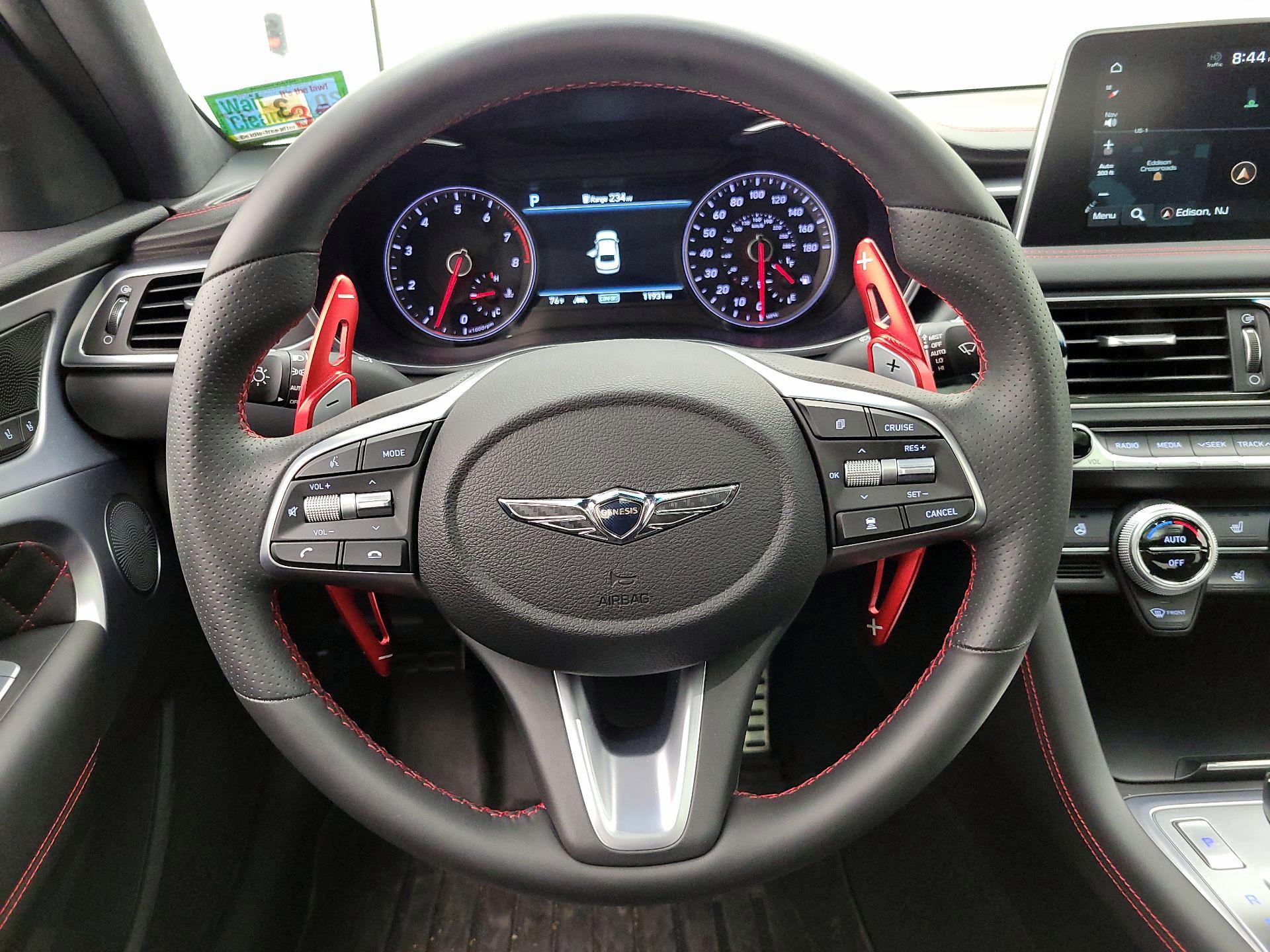 Thumbnail: 2020 Genesis G70 - 10