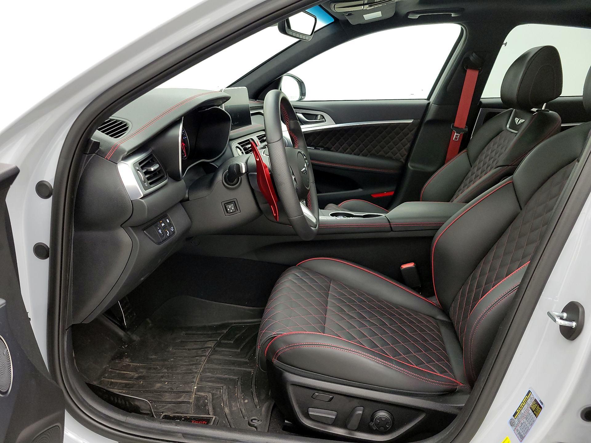 Thumbnail: 2020 Genesis G70 - 11