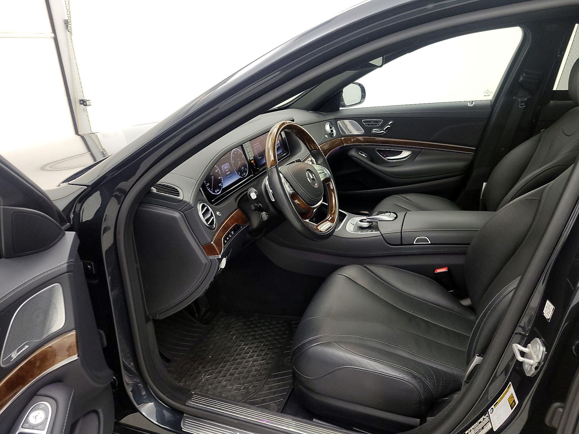 Thumbnail: 2015 Mercedes-Benz S-Class - 11