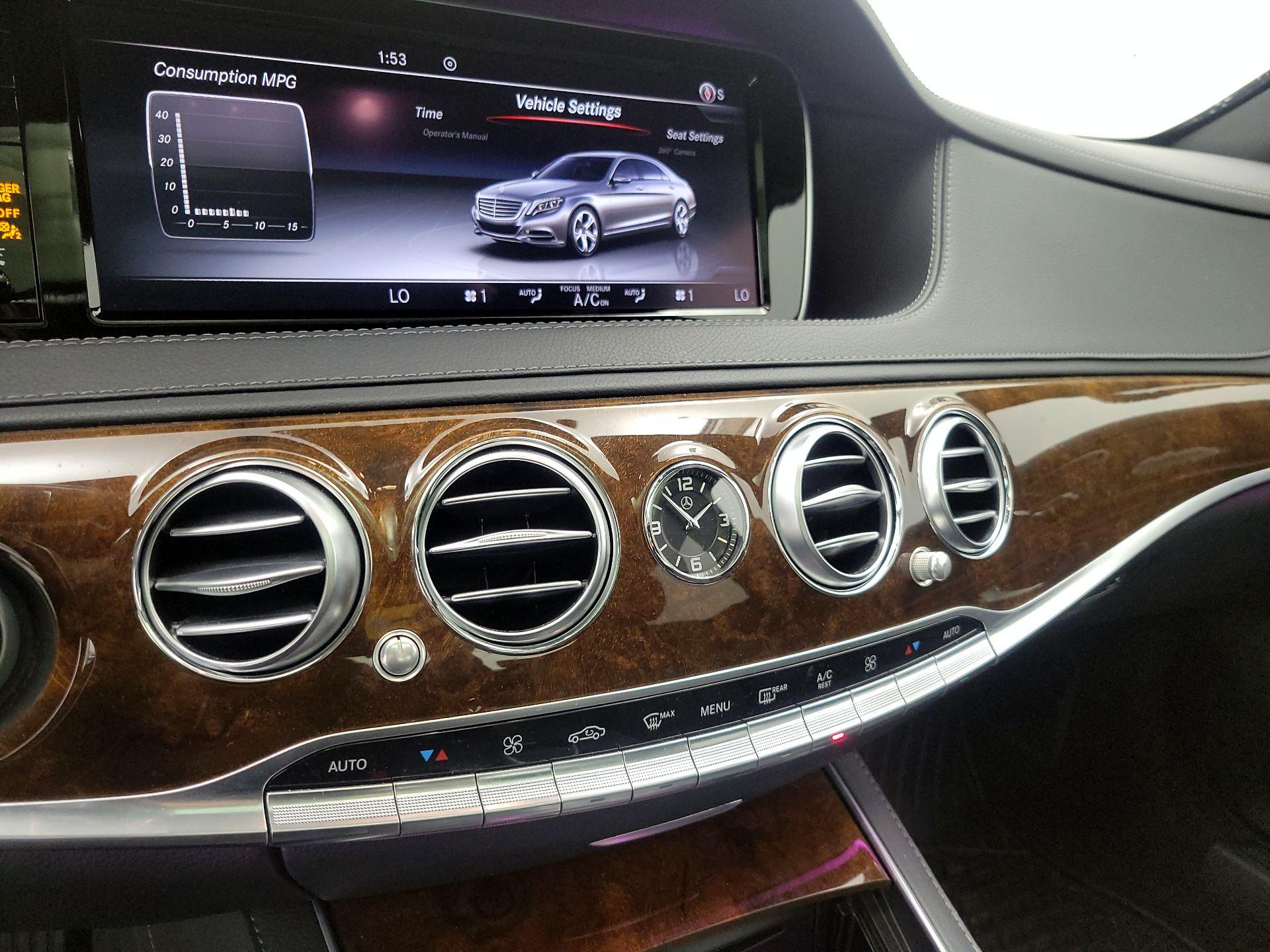 Thumbnail: 2015 Mercedes-Benz S-Class - 16
