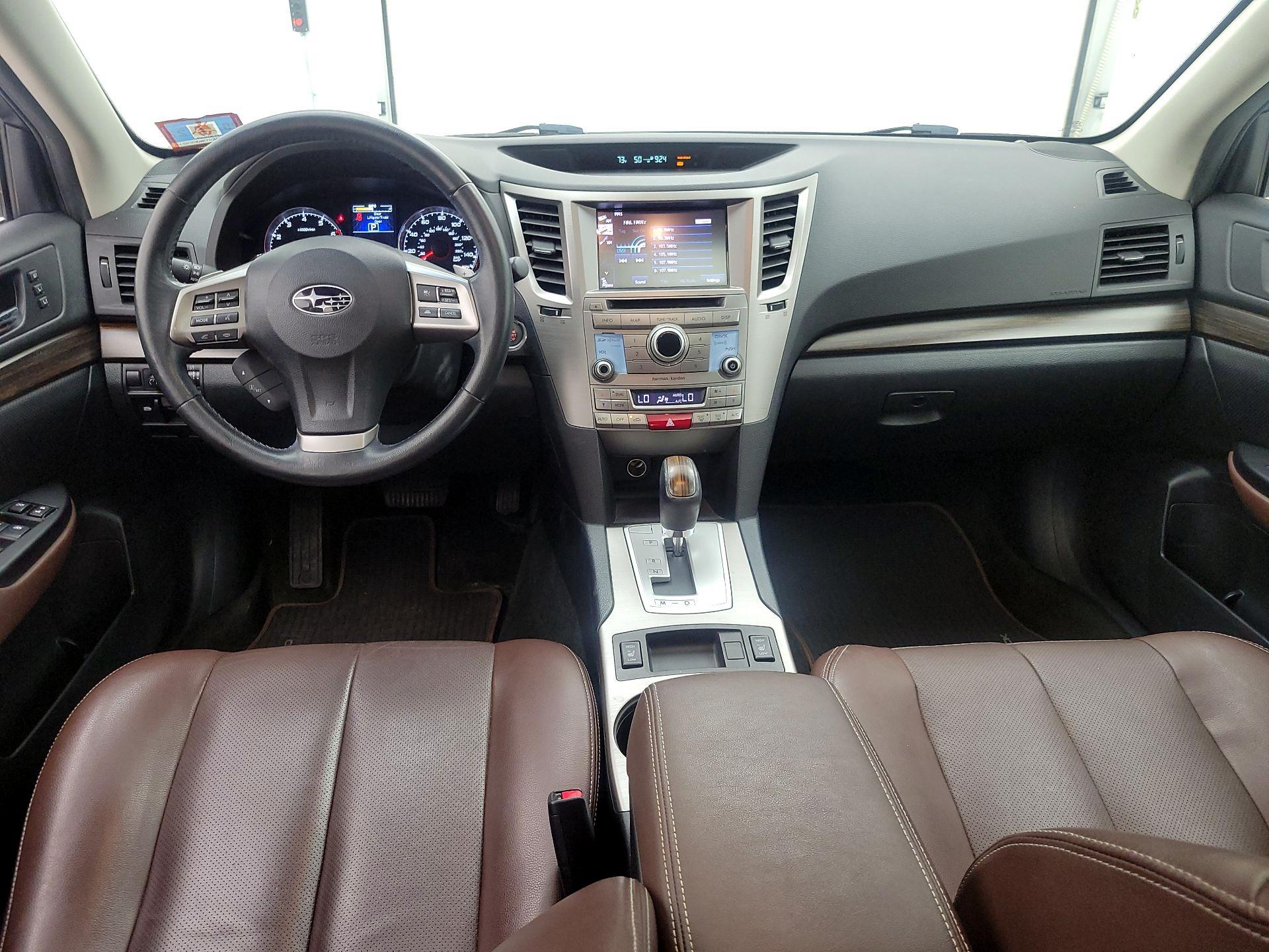 Thumbnail: 2014 Subaru Outback - 9