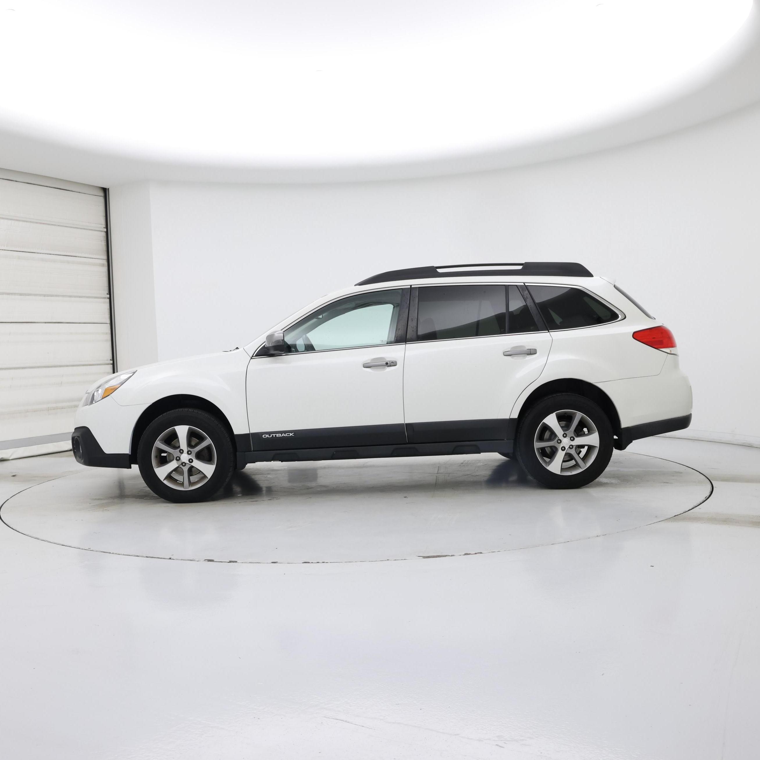 Thumbnail: 2014 Subaru Outback - 3