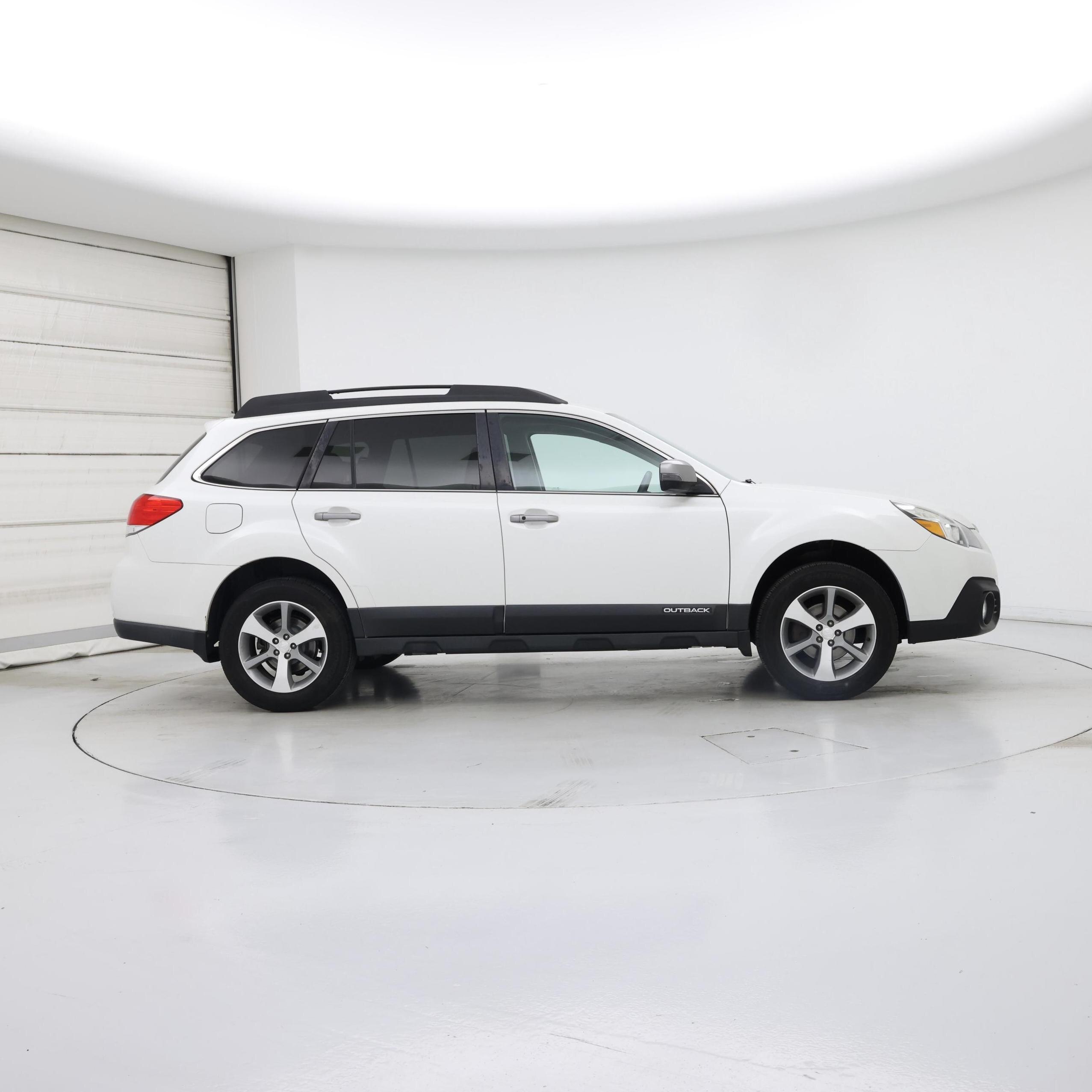 Thumbnail: 2014 Subaru Outback - 7