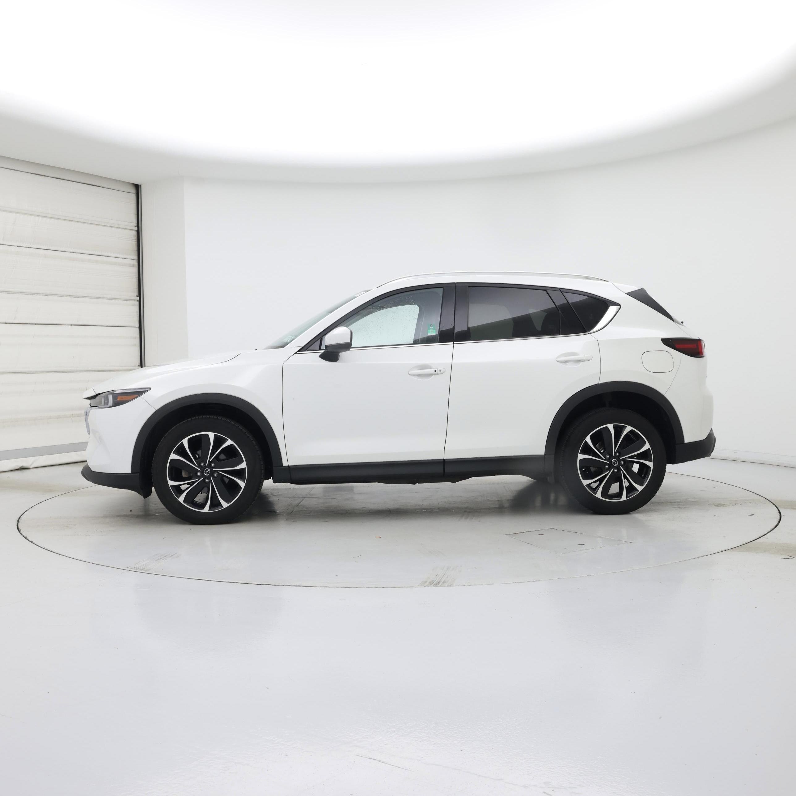 Thumbnail: 2023 Mazda CX-5 - 3