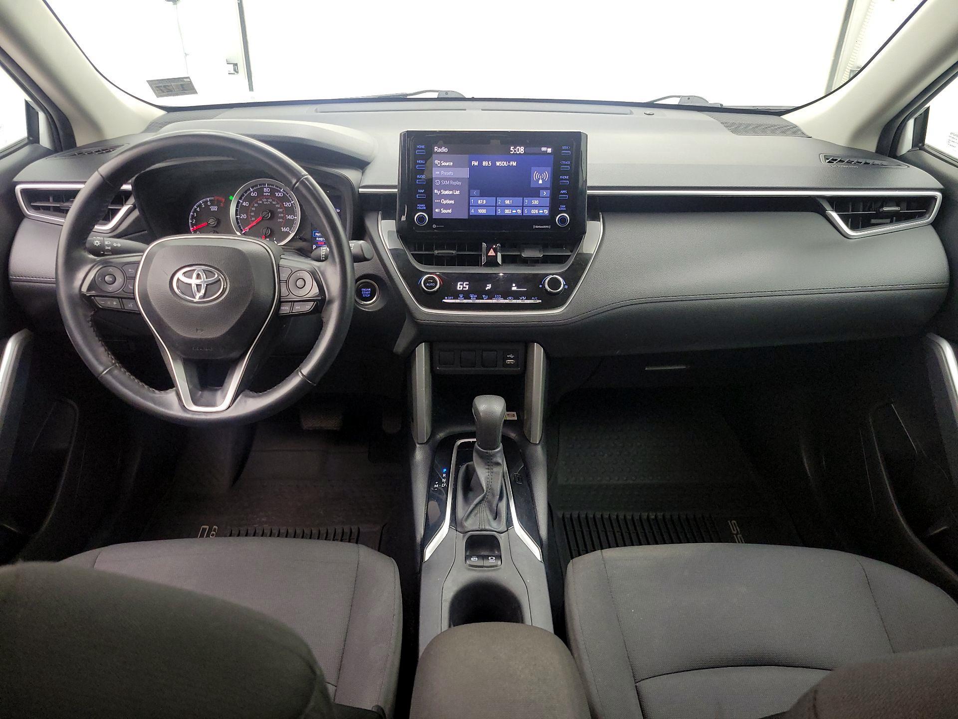 Thumbnail: 2022 Toyota Corolla Cross - 9