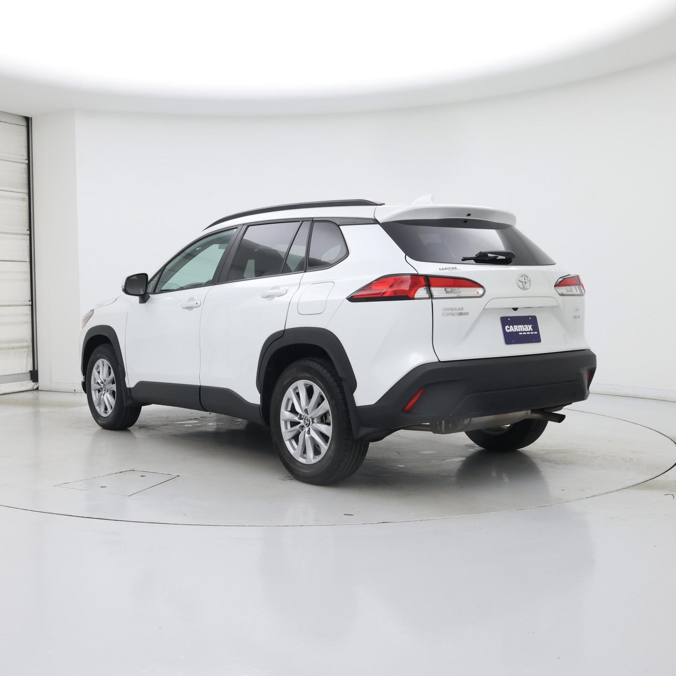 Thumbnail: 2022 Toyota Corolla Cross - 2