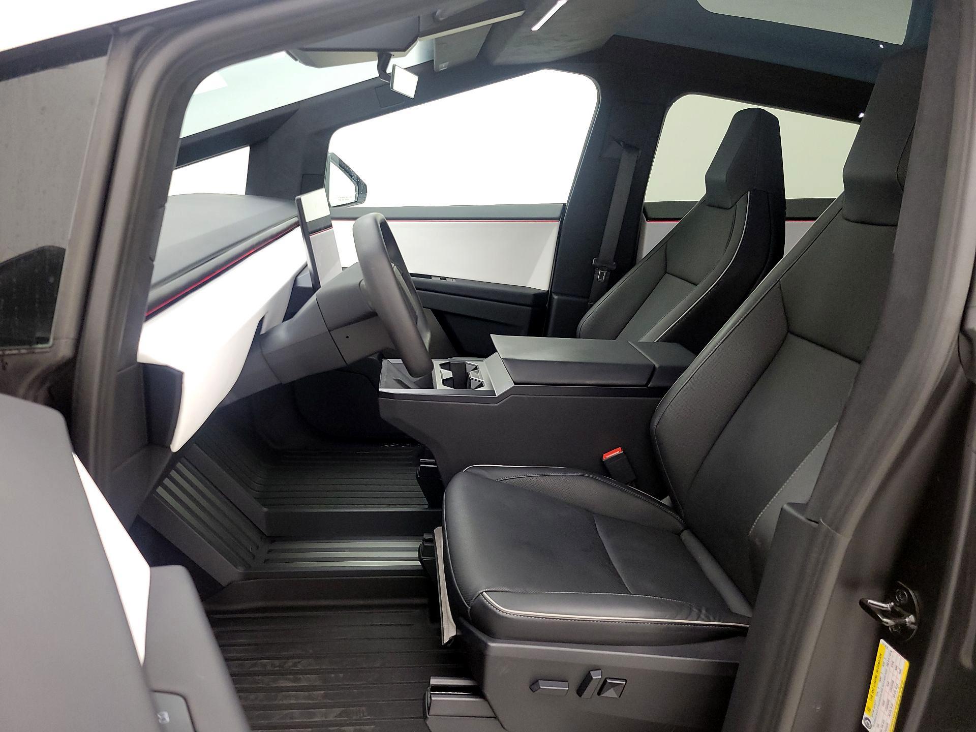 Thumbnail: 2024 Tesla Cybertruck - 11