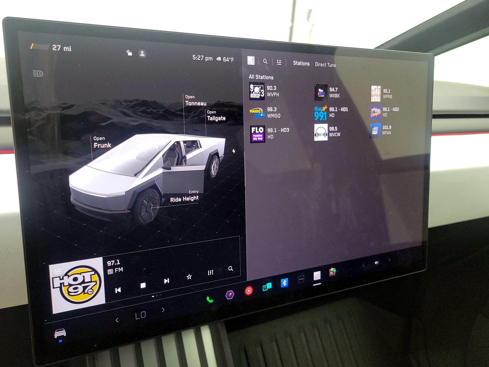 Thumbnail: 2024 Tesla Cybertruck - 15