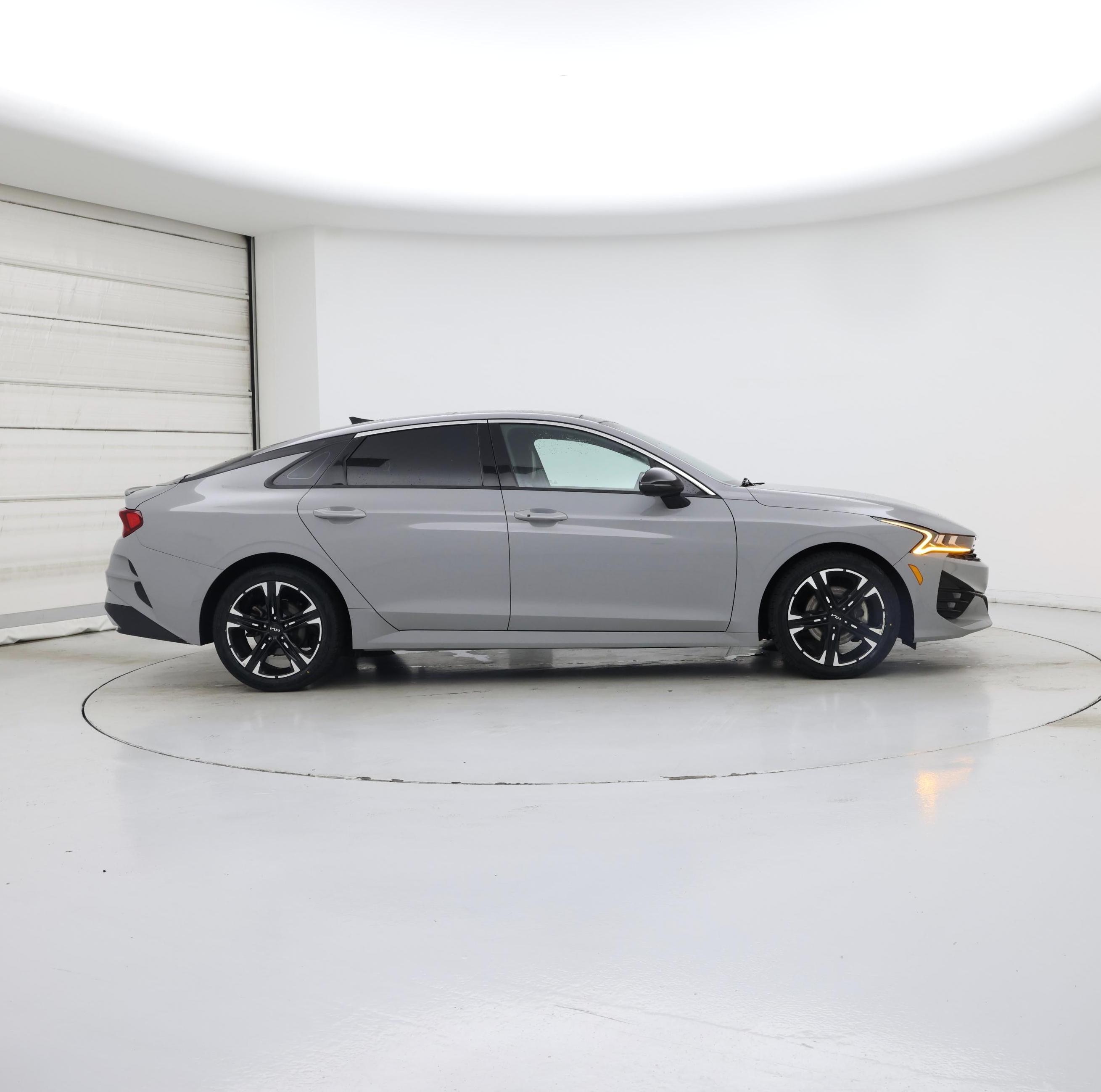 Thumbnail: 2023 Kia K5 - 7