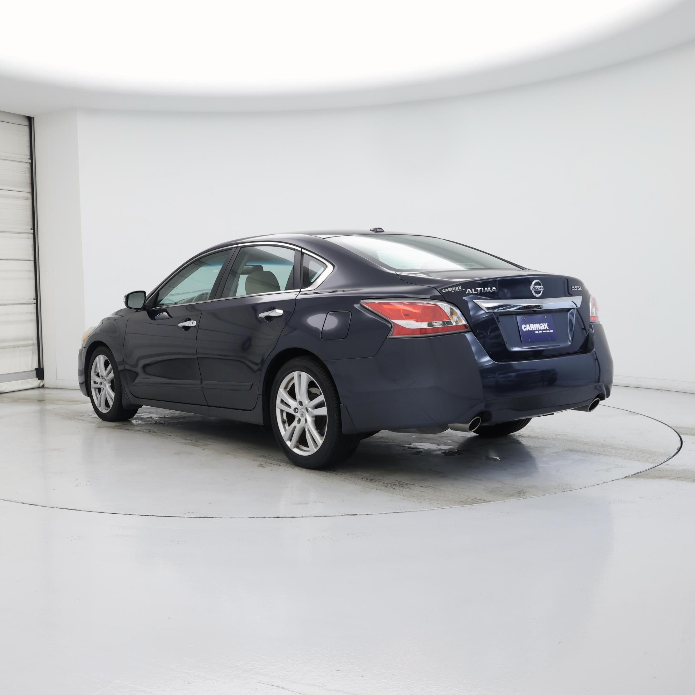 Thumbnail: 2015 Nissan Altima - 2